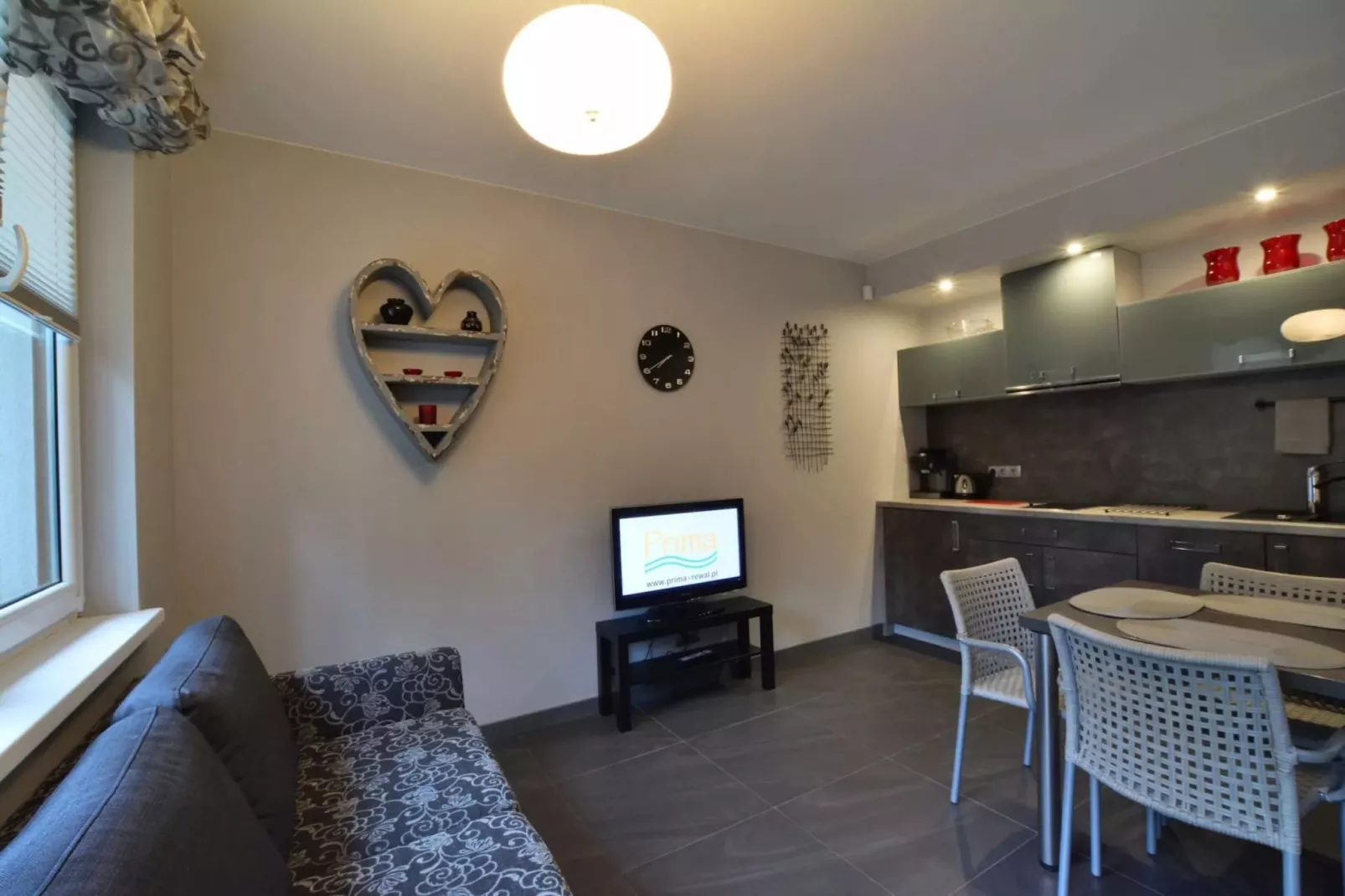 Apartamenty wakacyjne dla 3 osób Rewal-Woonkamer