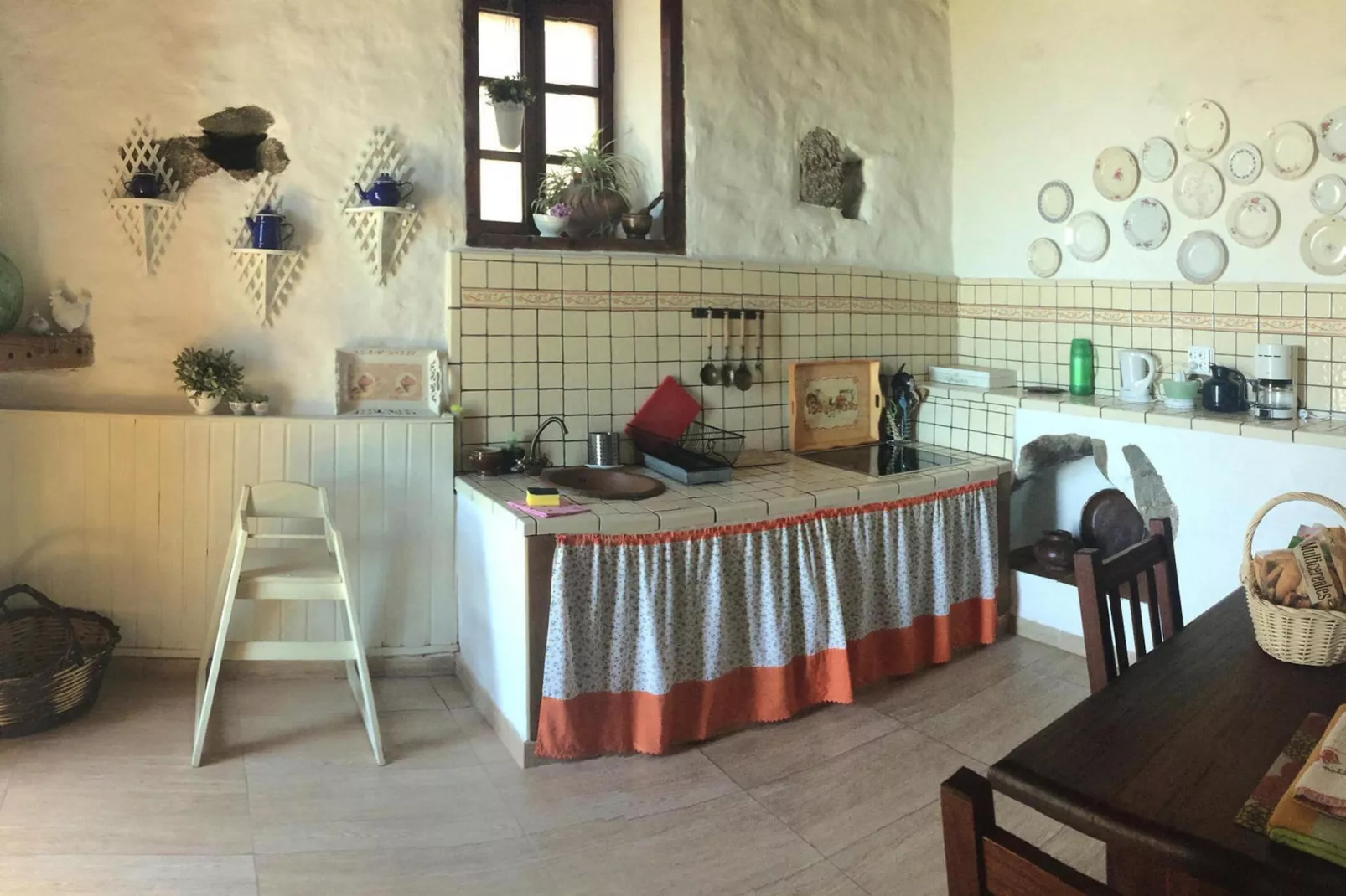Casa Tajona-Eetkamer