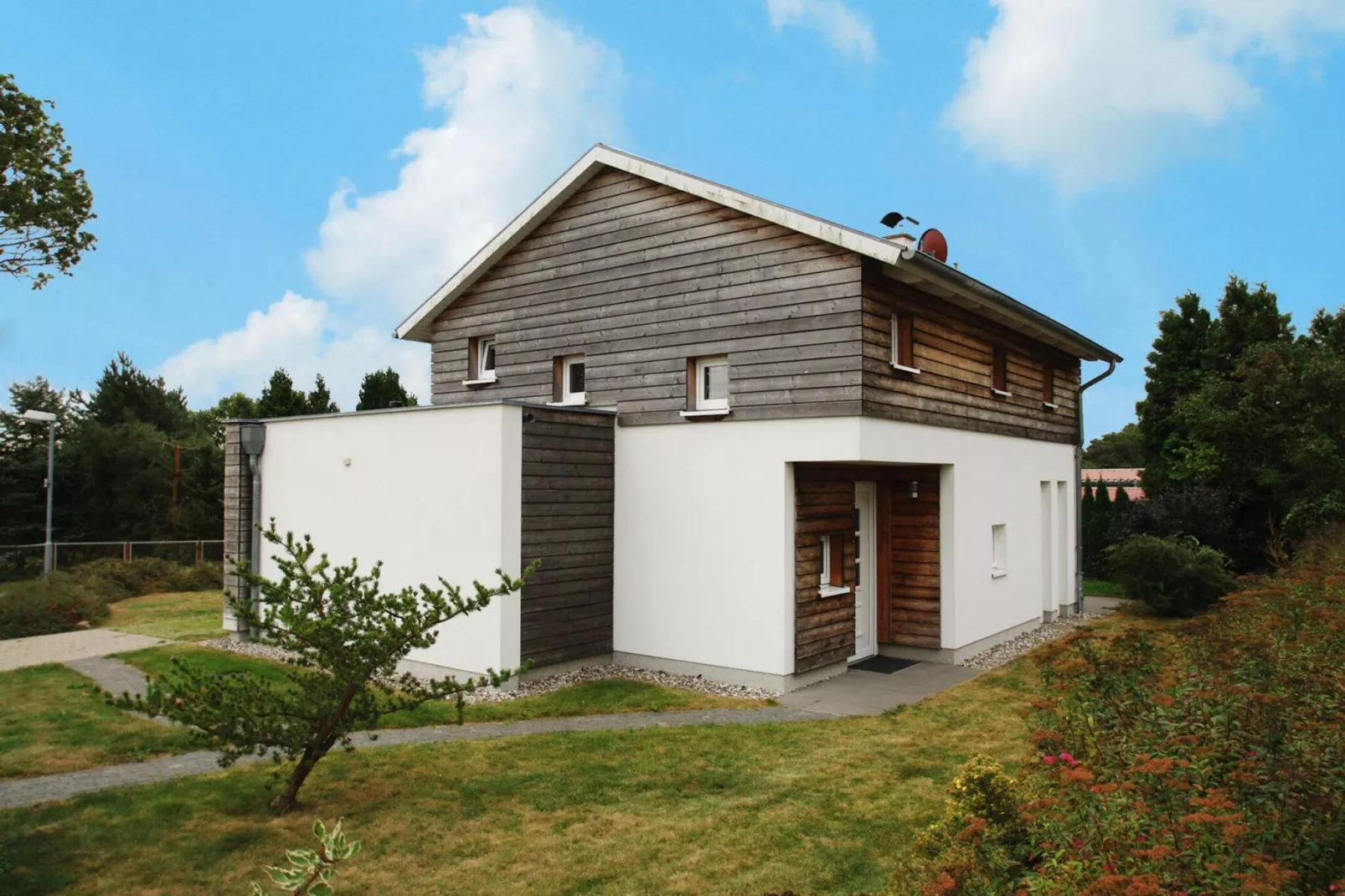 Ferienhaus An de Linn-Buitenkant zomer