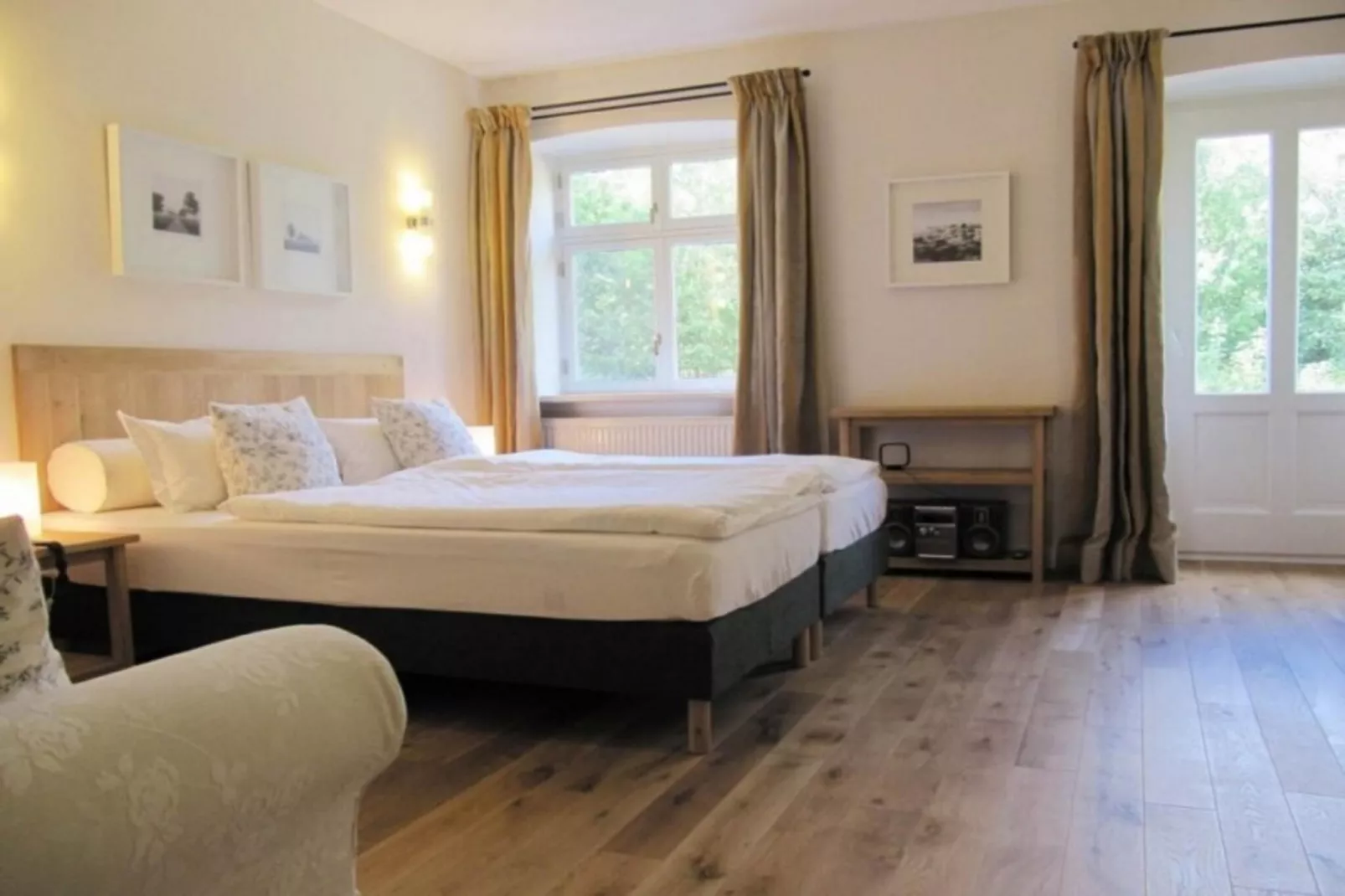 Gutshaus Zicker -Wohnung 12-Slaapkamer