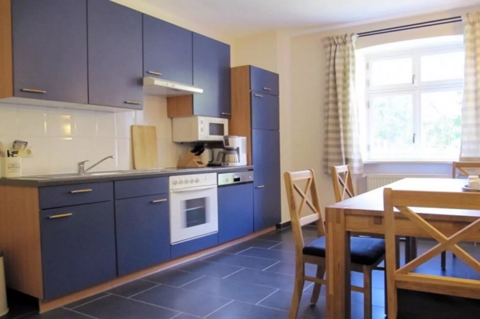 Gutshaus Zicker -Wohnung 12-Keuken