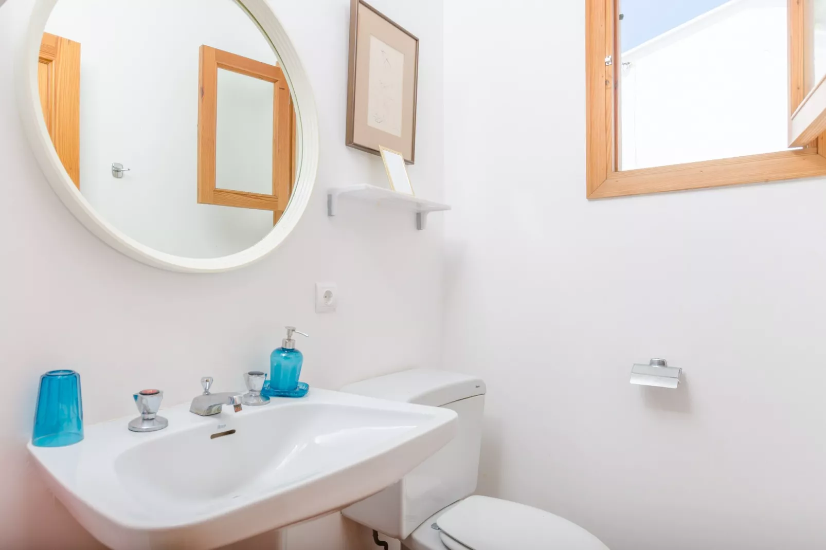 Villa Can Torrens-Badkamer