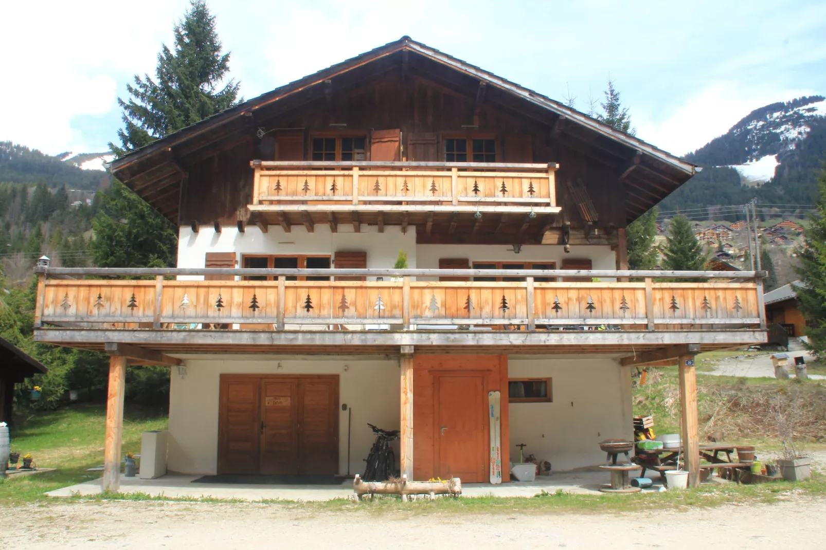Chalet Ours Brun ORB MOUNTAIN & QUIET 6 Pers.-Buitenlucht