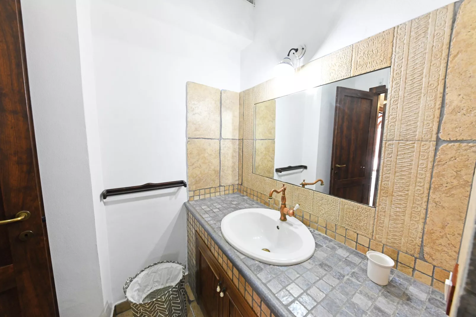 Villa Parisi mit Privatpool Siracusa-Badkamer