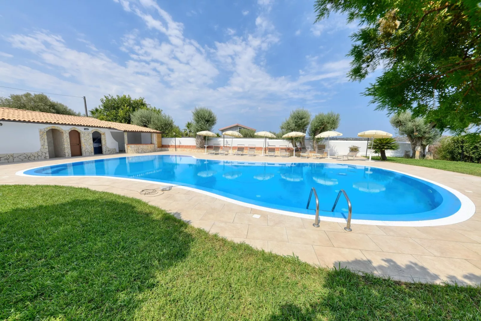 Villa Parisi mit Privatpool Siracusa-Zwembad