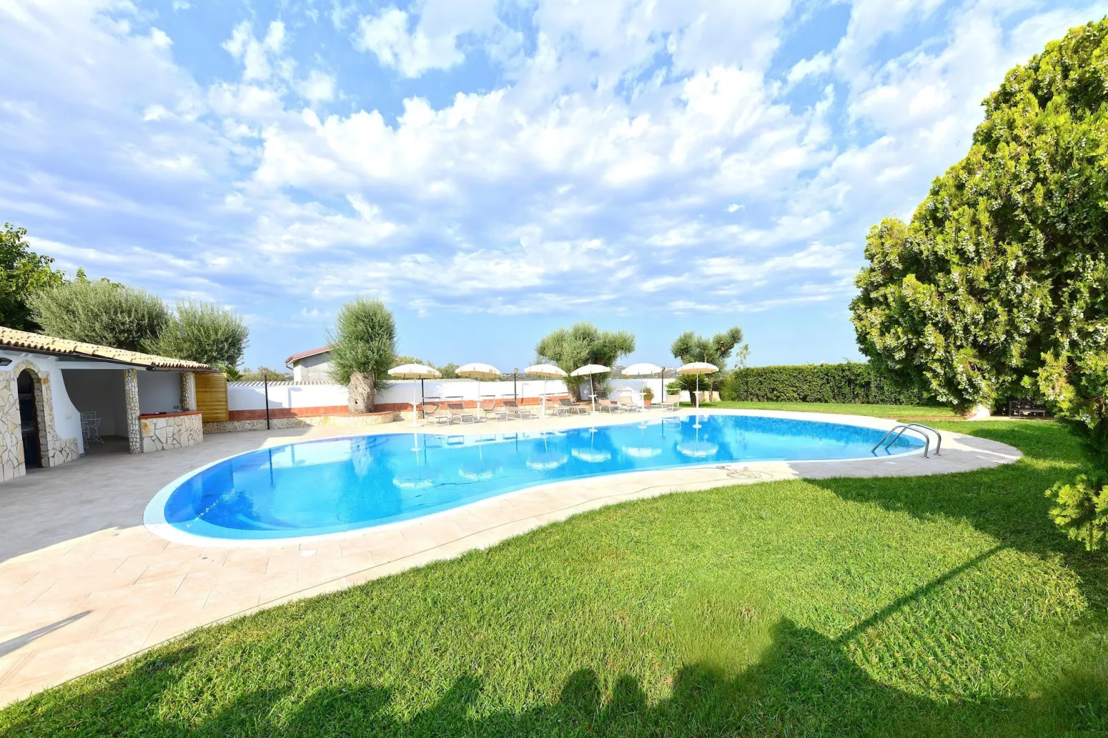 Villa Parisi mit Privatpool Siracusa-Zwembad