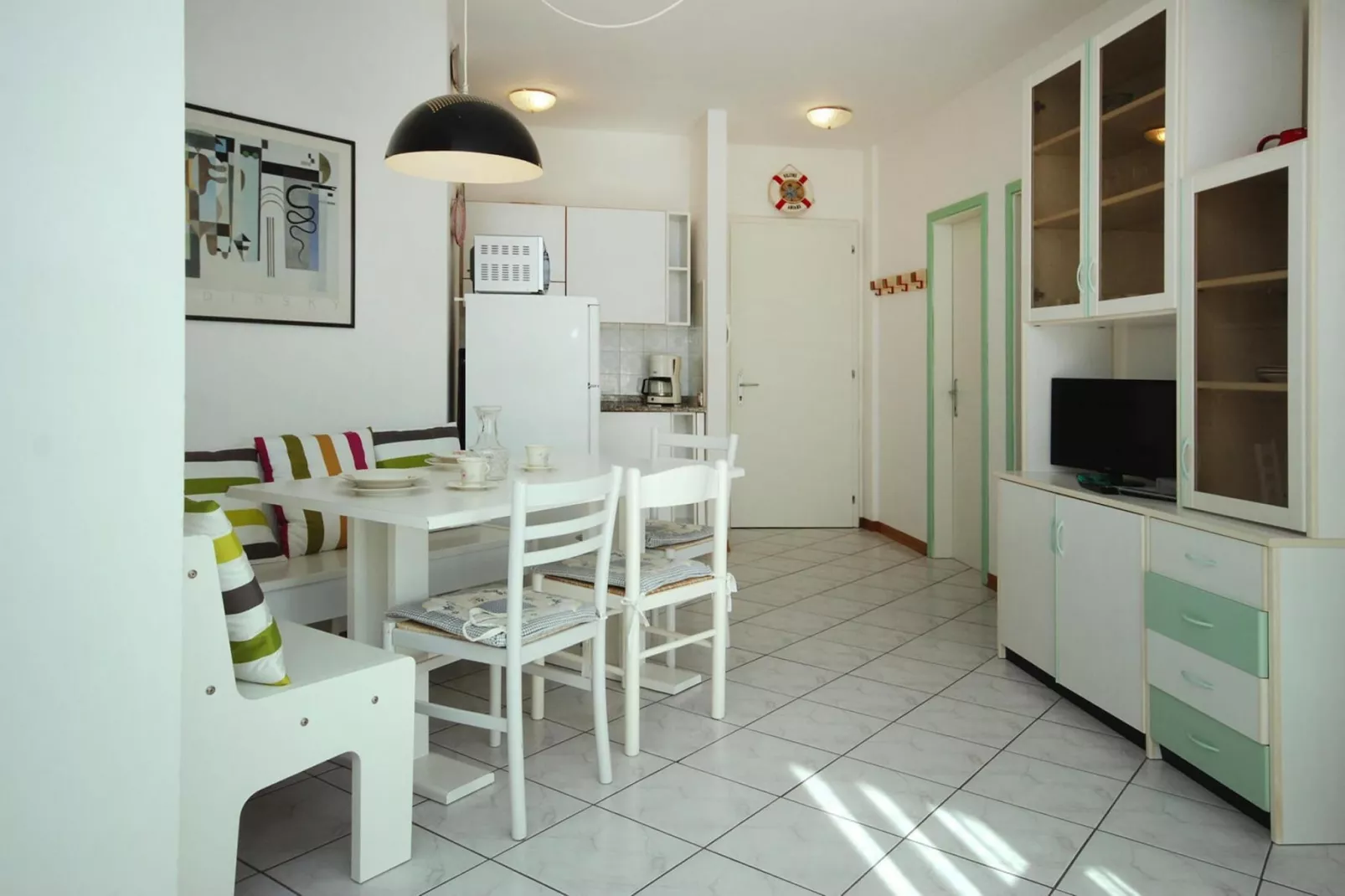 Apartments Bianco Nero Lignano Sabbiadoro-B4-Eetkamer