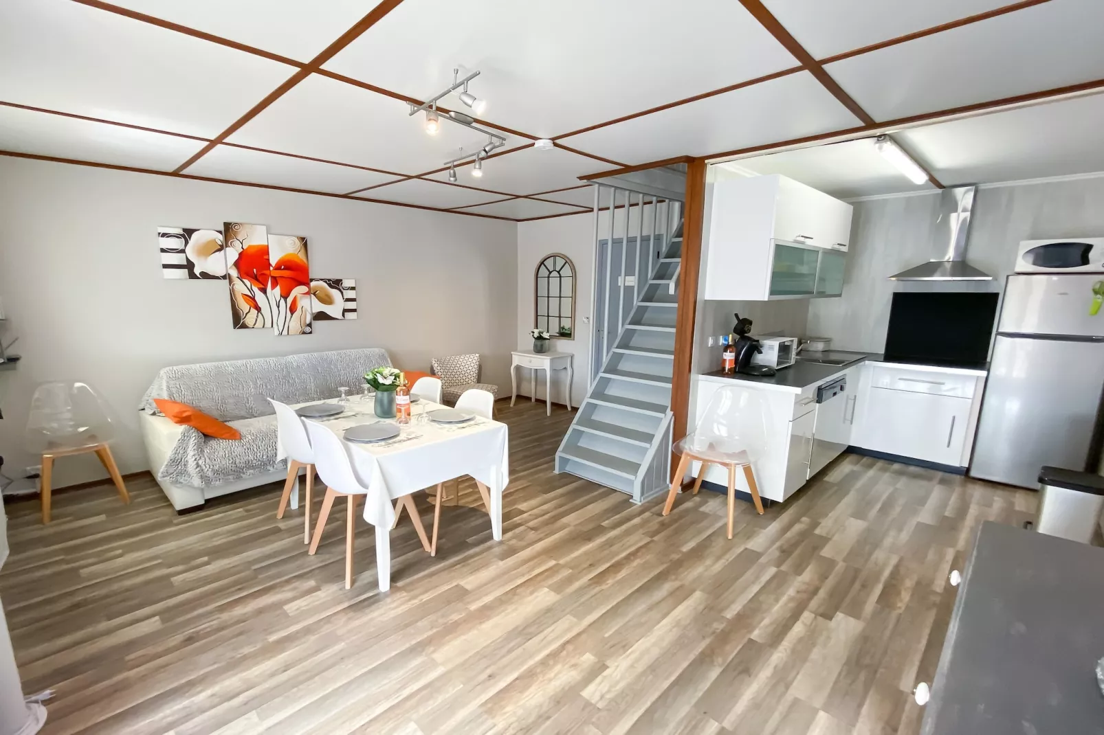 Domaine Les Tamaris et Les Portes du Soleil Portiragnes // Maison standard 2 chambres 6 pers-Keuken