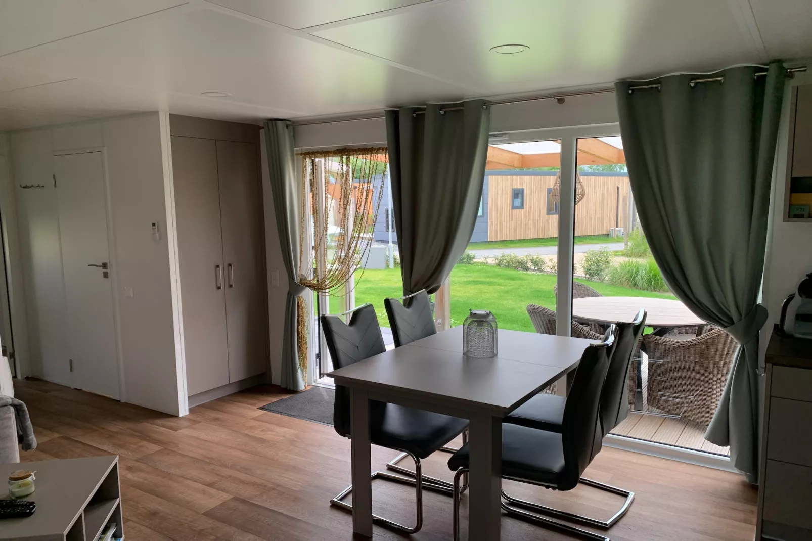 Vakantiepark Duinzicht 12-Woonkamer
