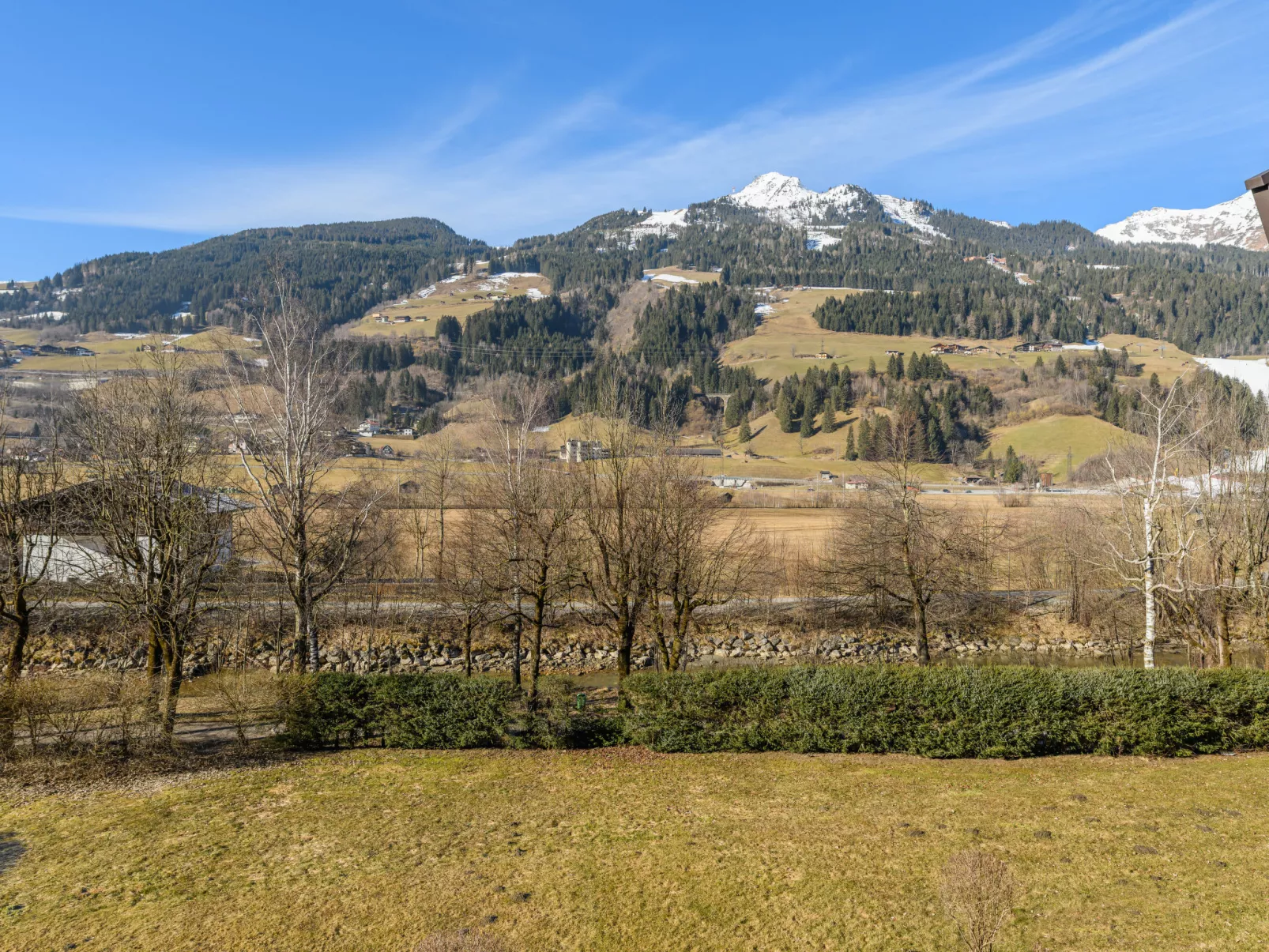 Vista Montagne-Buiten