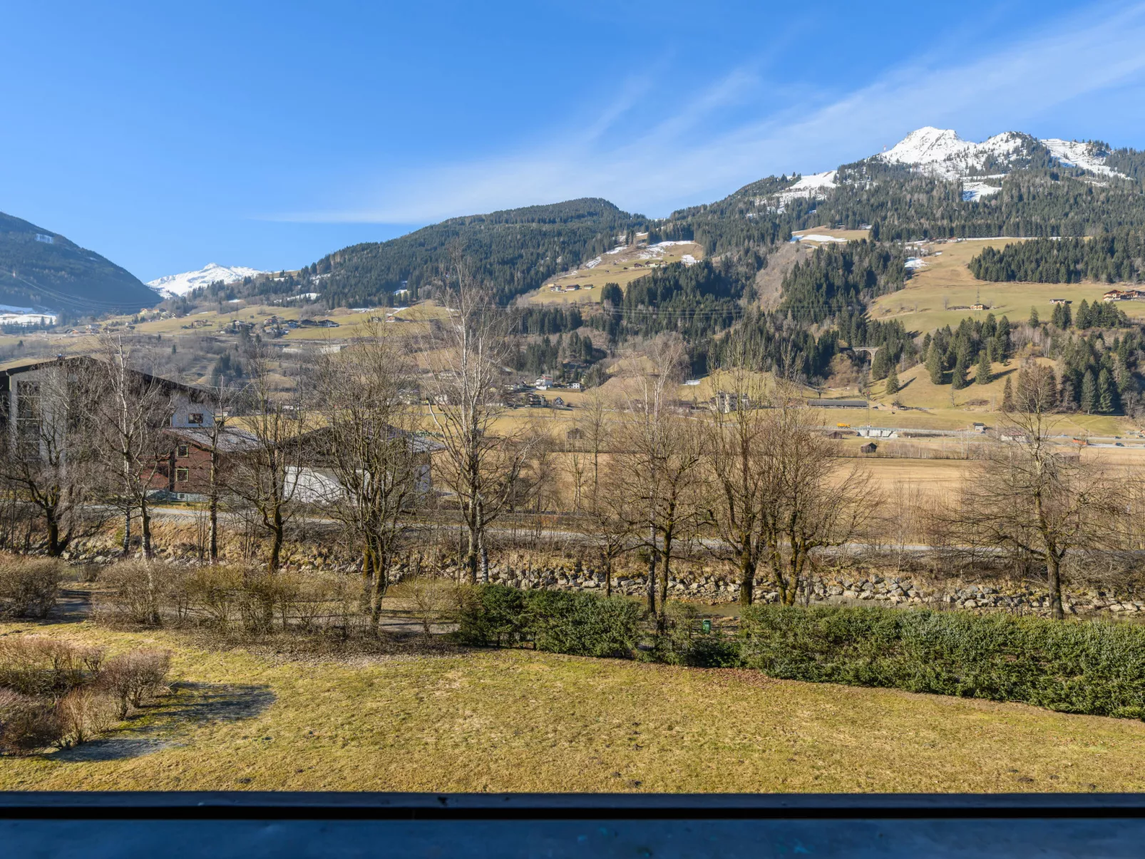 Vista Montagne-Buiten