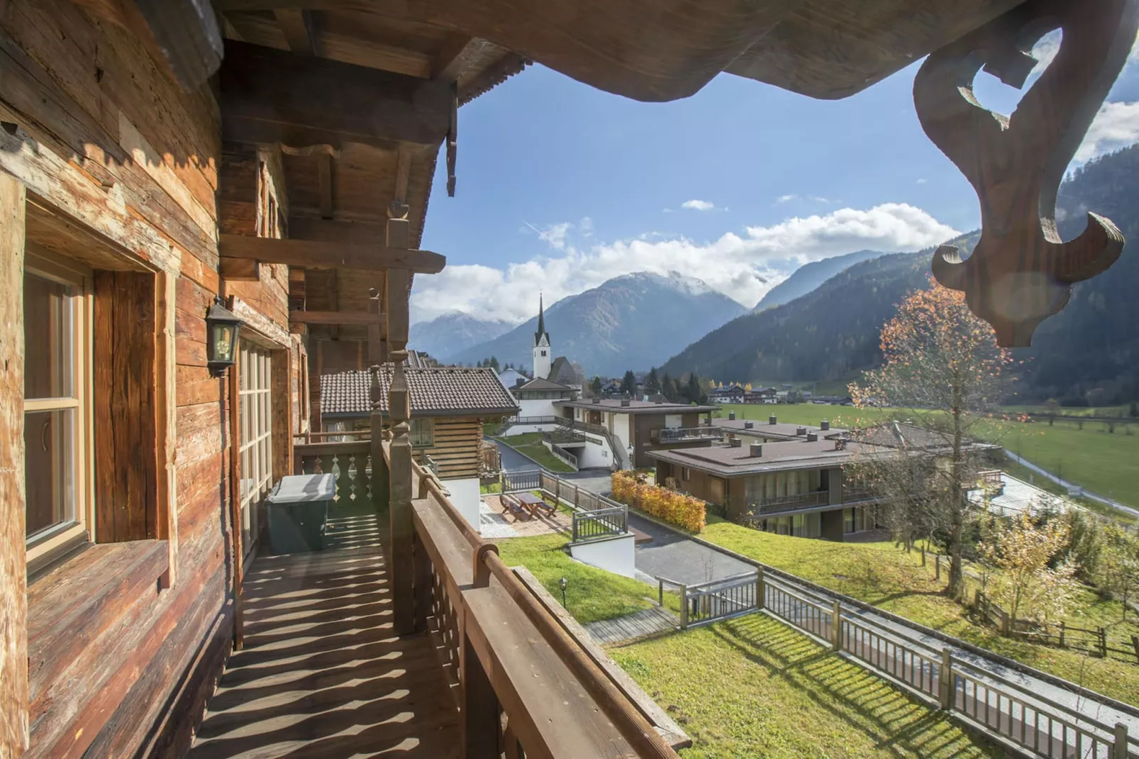Chalets im Wald-Uitzicht zomer