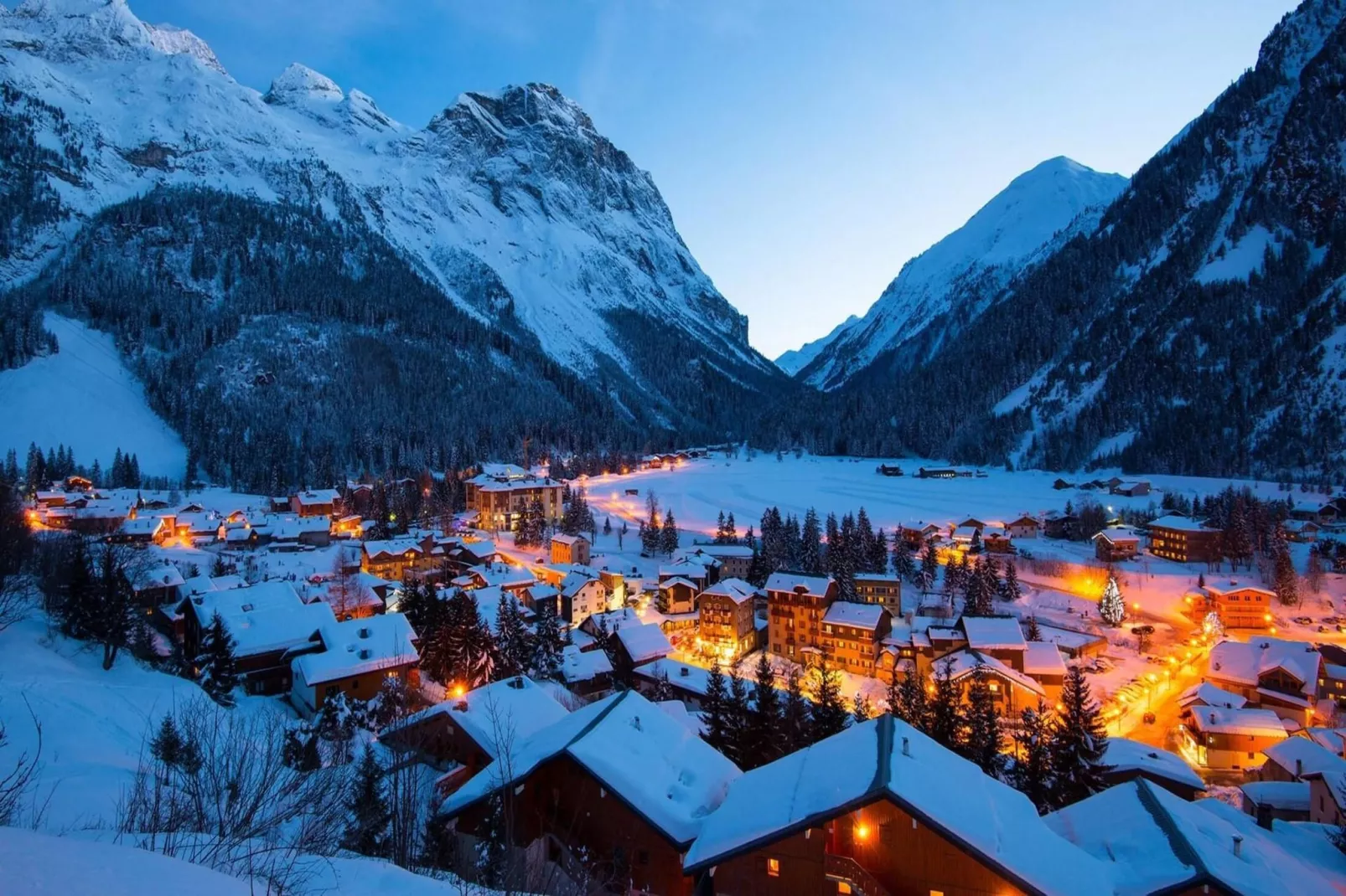 Chalets im Wald-Gebied winter 5km