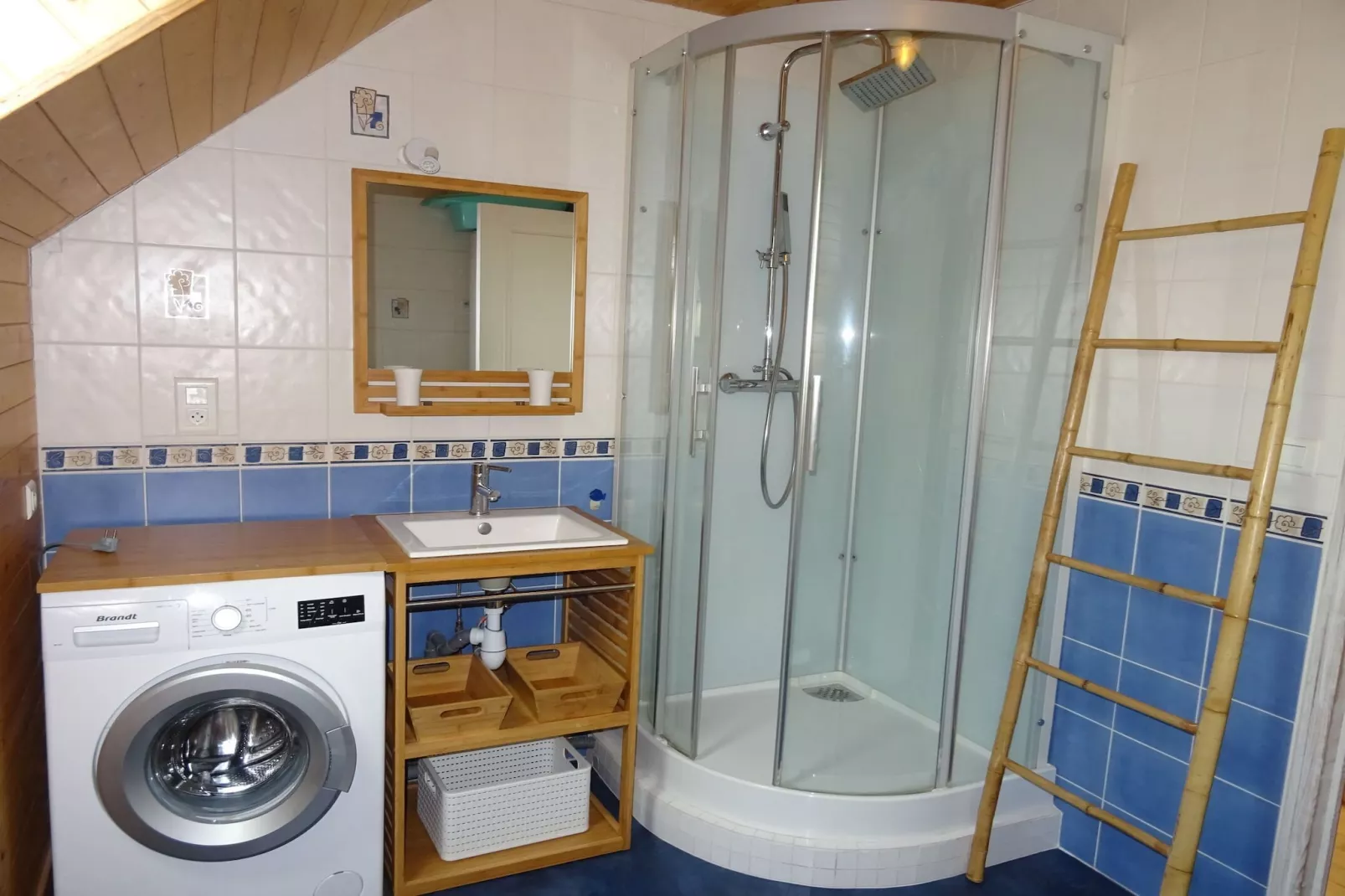 Holiday home Plouhinec-Badkamer