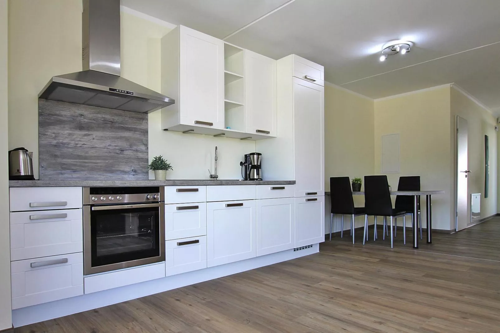 Appartement Hafenflair / Haus 1 EG-Wohnung 1 1-2 Pers-Keuken