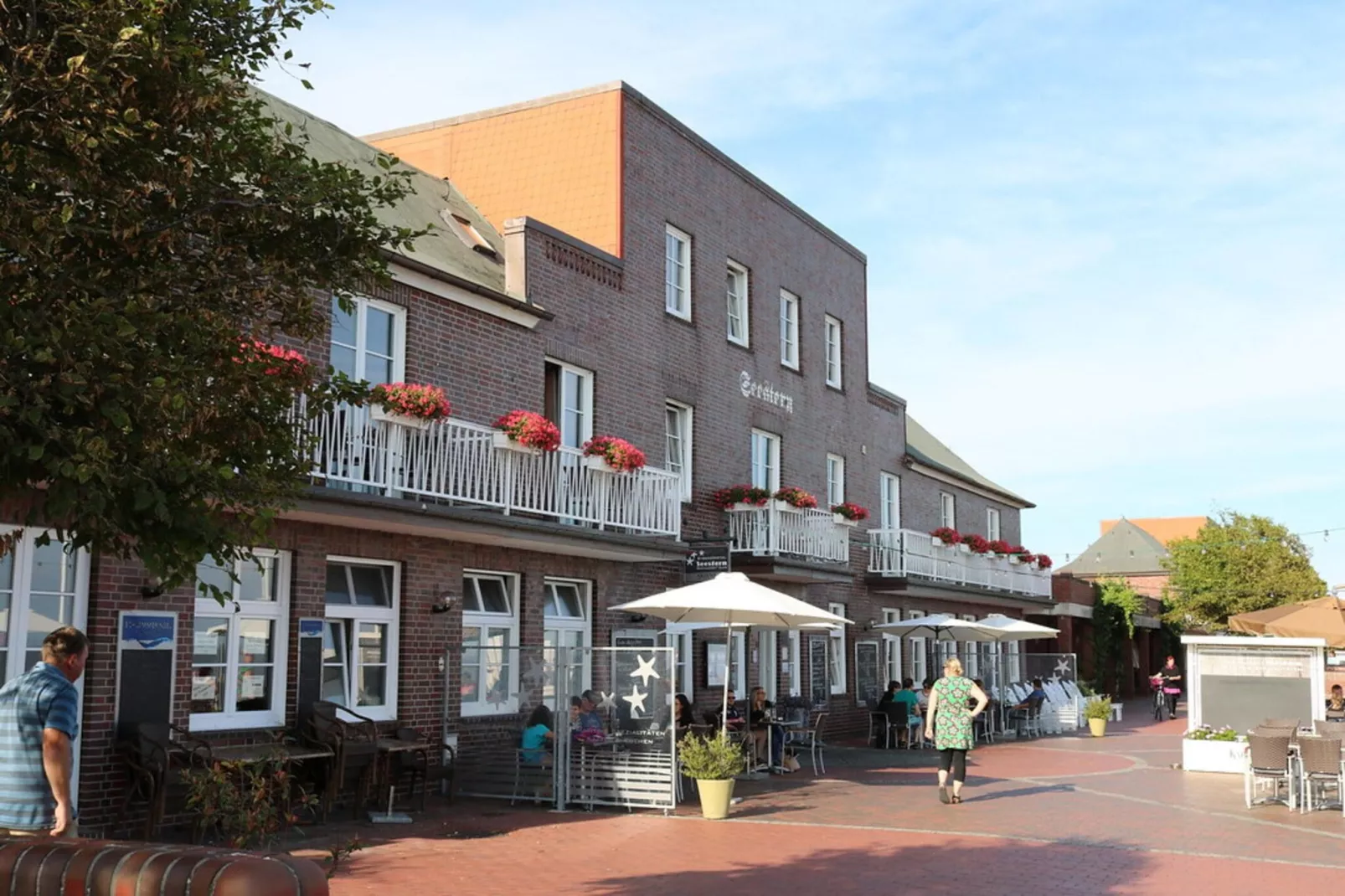 Ferienhaus Neßmersiel-Gebieden zomer 1km
