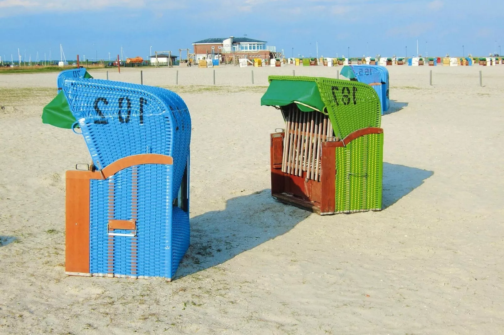 Ferienhaus Neßmersiel-Gebieden zomer 5km