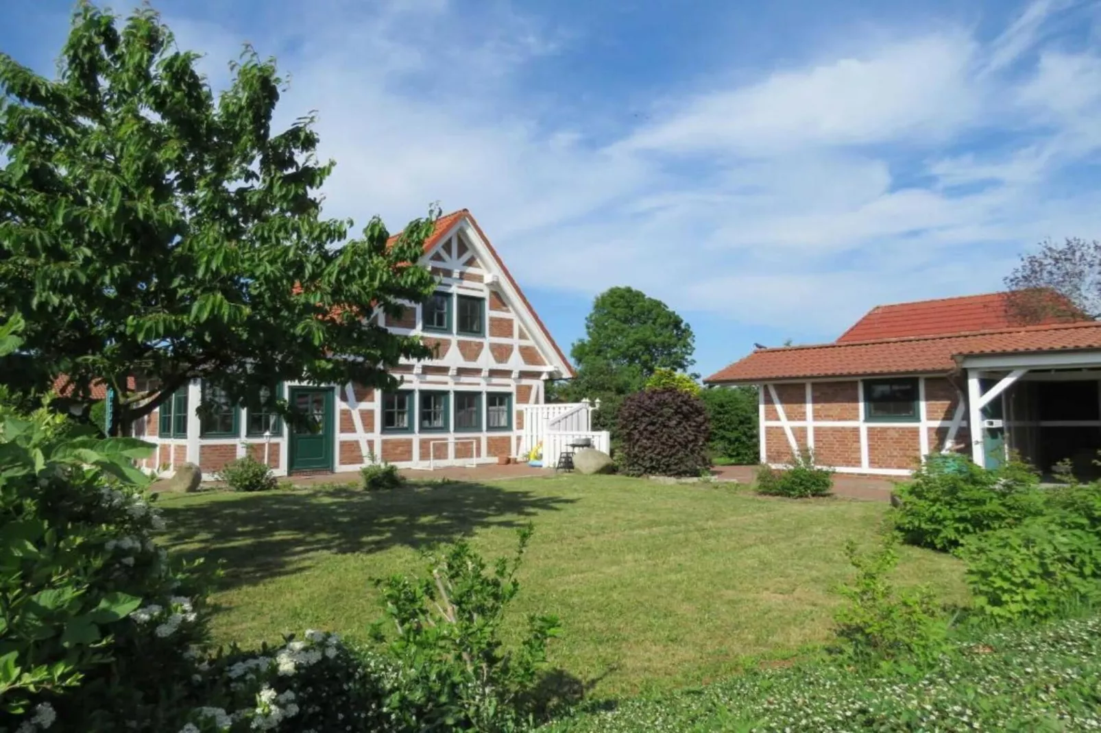 Ferienhaus Neßmersiel-Gebieden zomer 5km