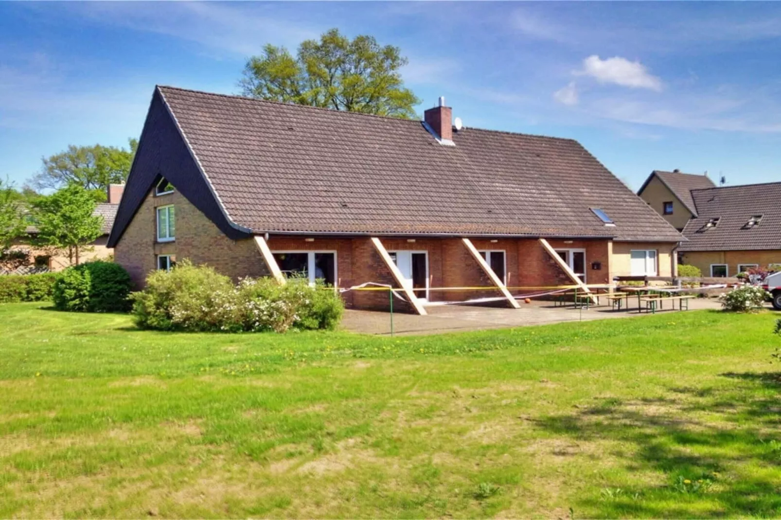 Ferienhaus Neßmersiel-Gebieden zomer 5km