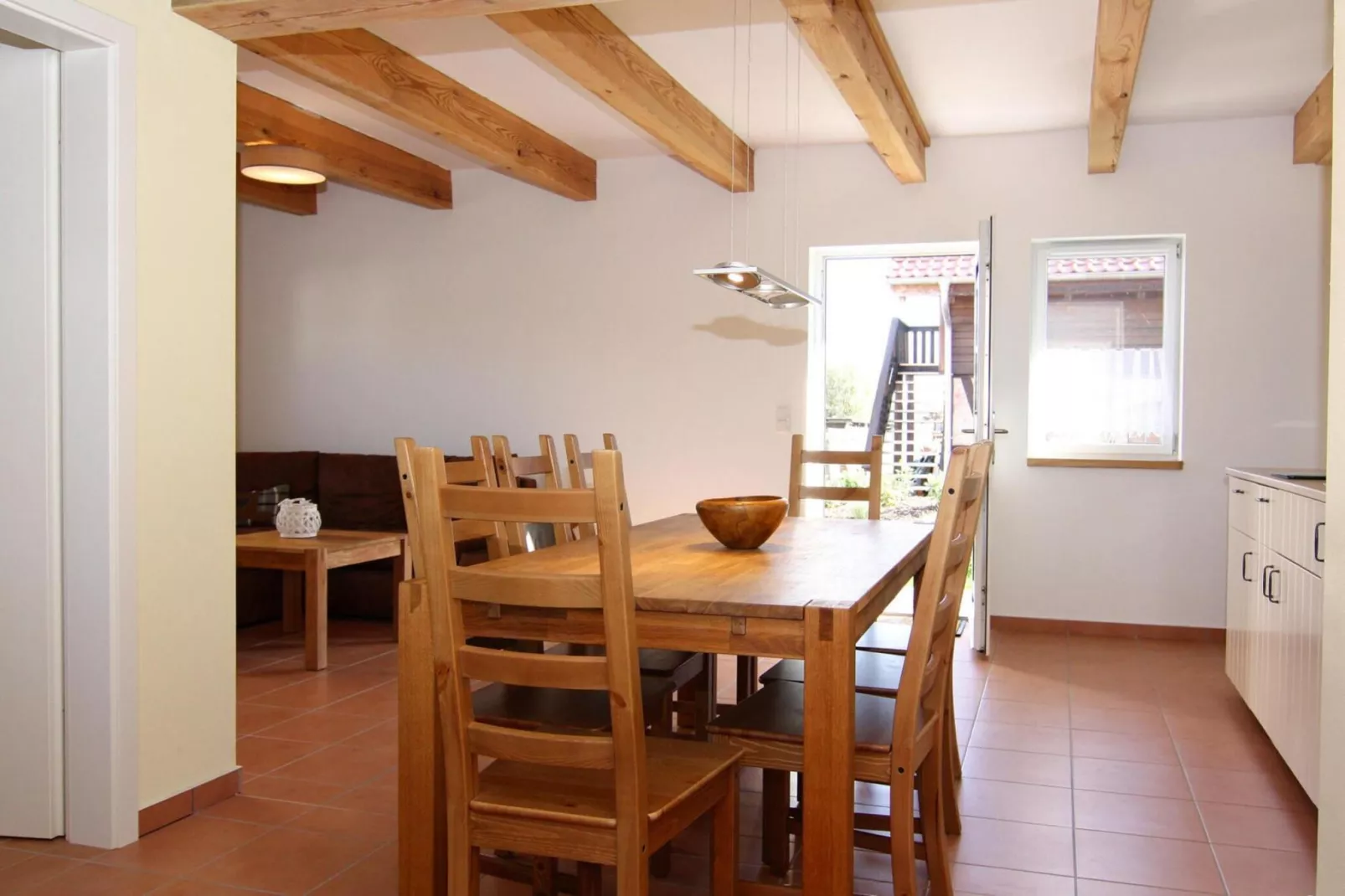 Appartement 4 rechts außen-Eetkamer