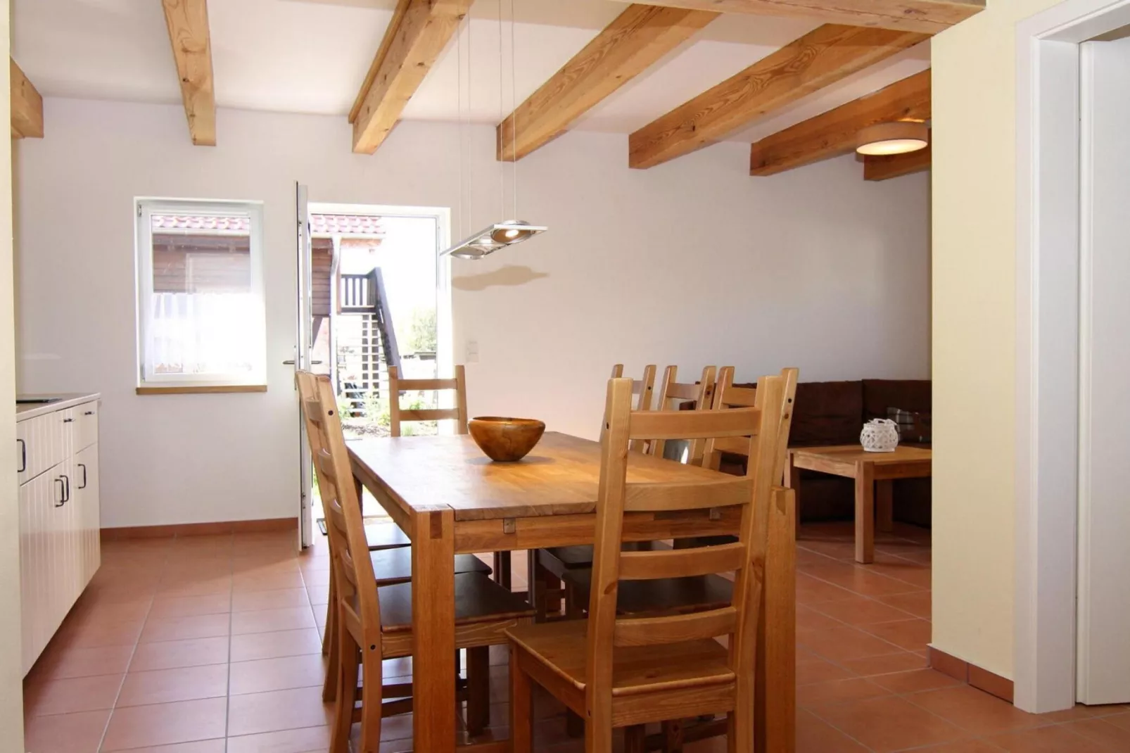 Appartement 4 rechts außen-Eetkamer