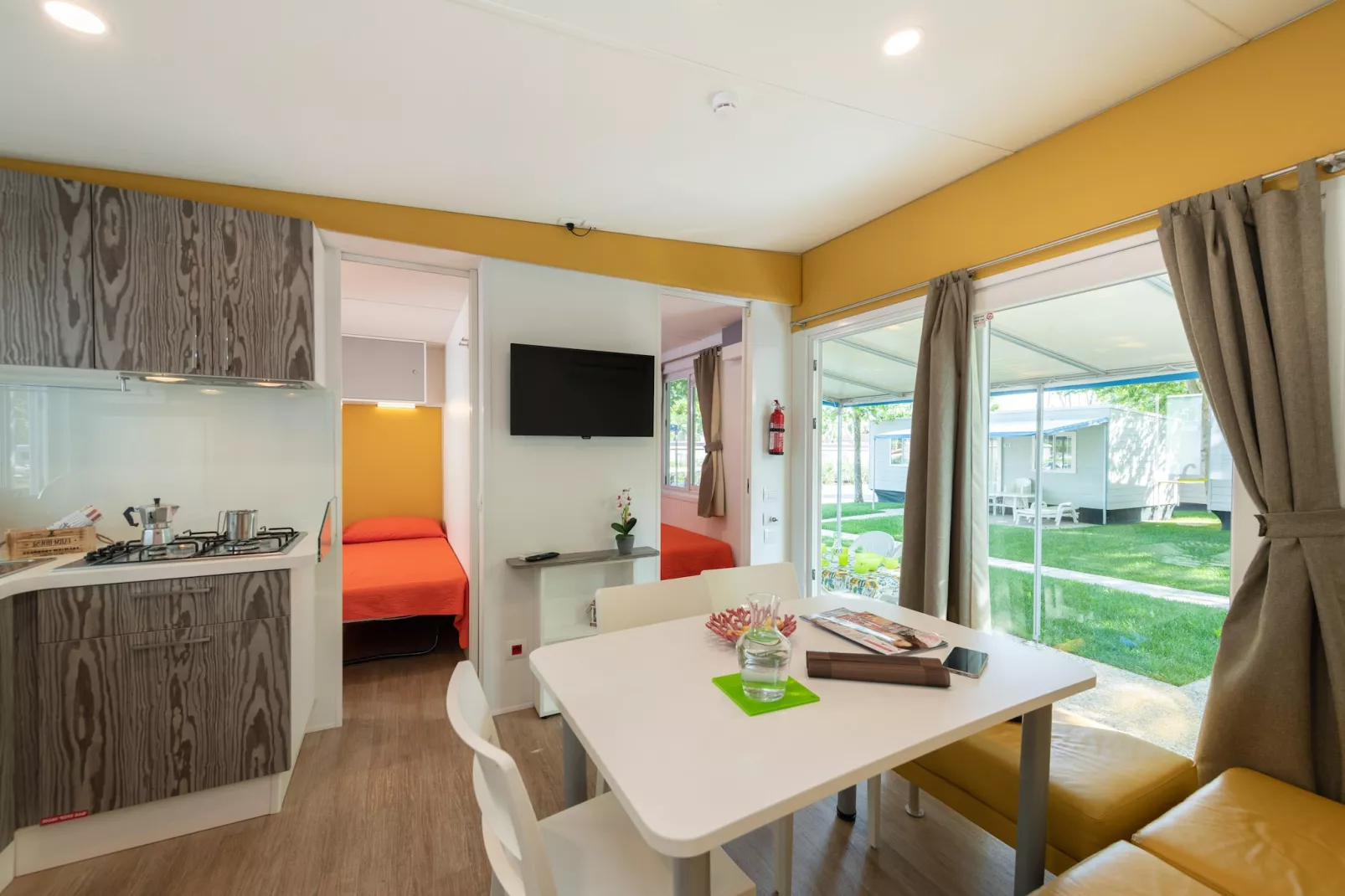 Mobile Homes San Francesco Desenzano-Garda Family-Eetkamer