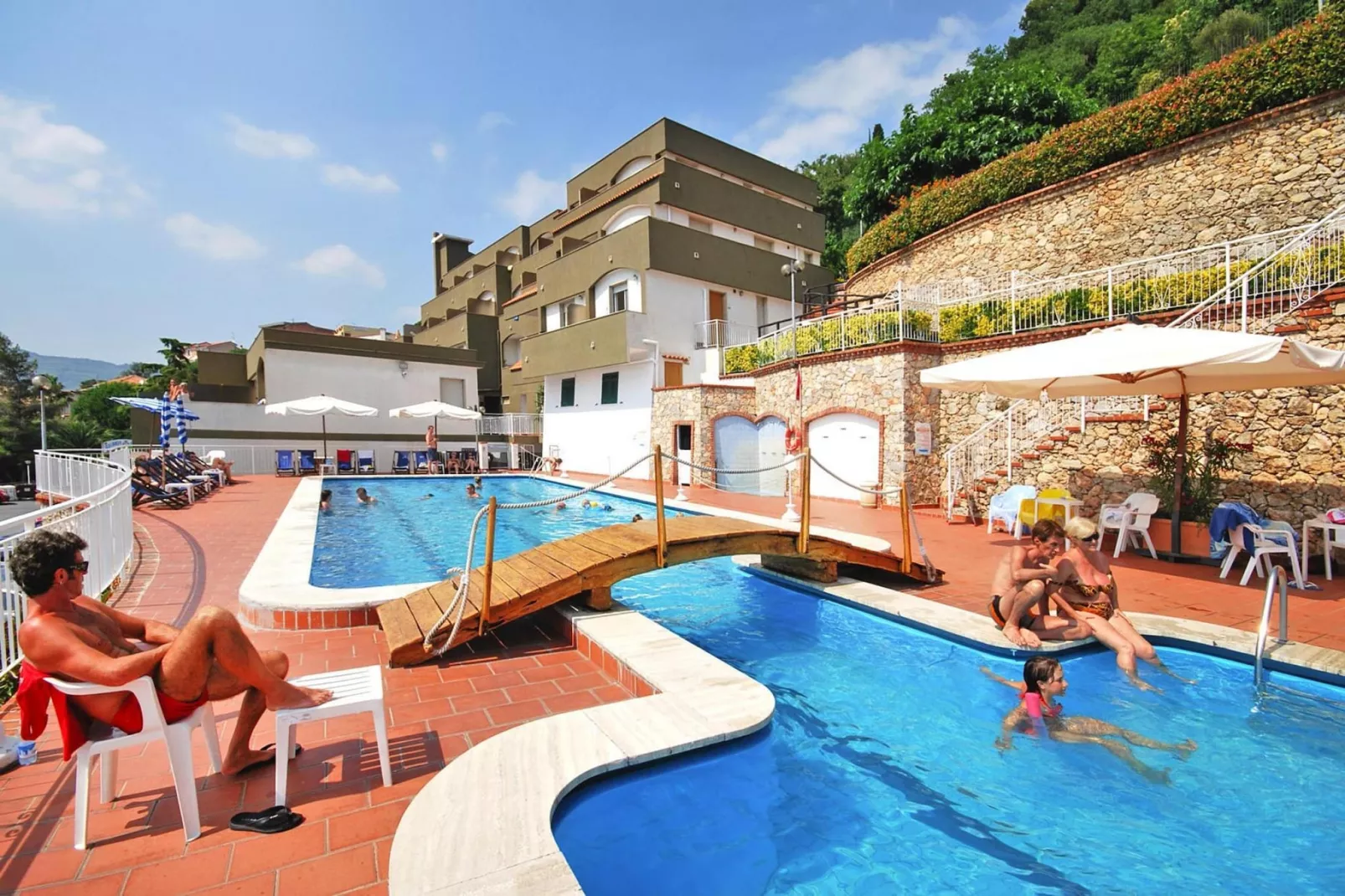 Residence Sant'Anna Pietra Ligure - TR1 - C8 CL Classic-Zwembad