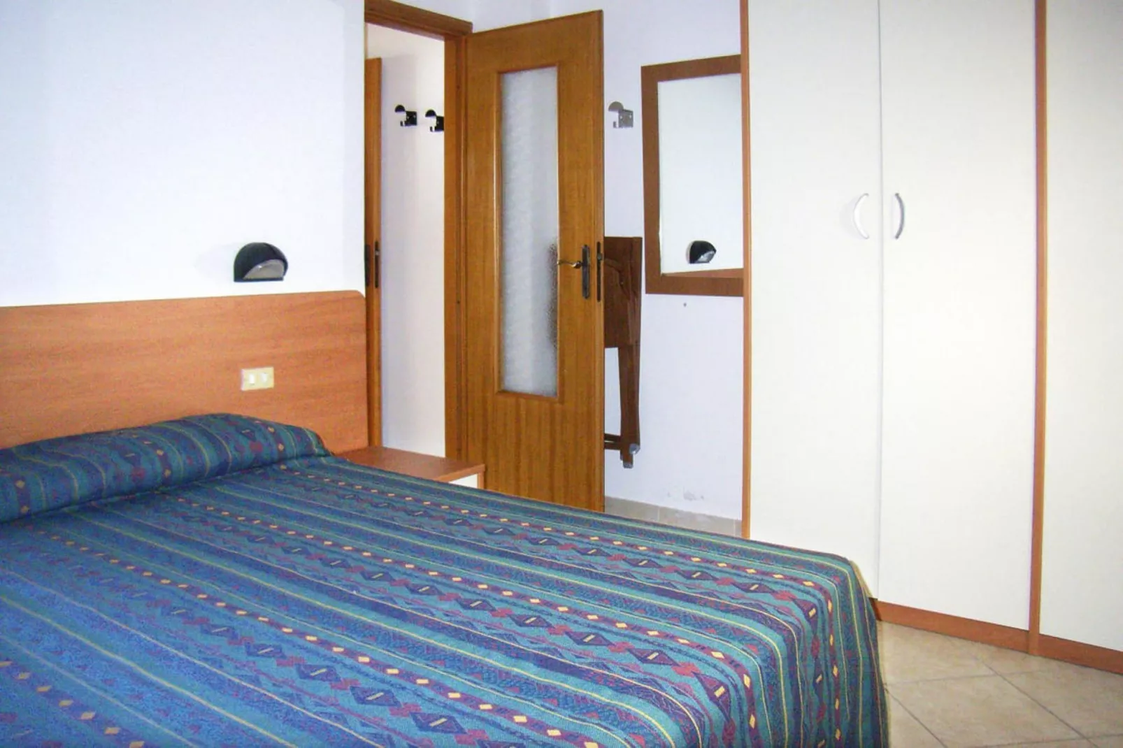 Residence Sant'Anna Pietra Ligure - TR1 - C8 CL Classic-Slaapkamer