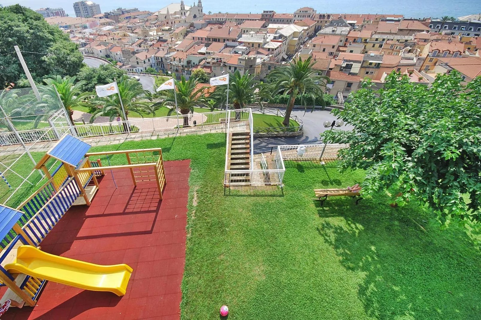Residence Sant'Anna Pietra Ligure - TR1 - C8 CL Classic-Tuinen zomer
