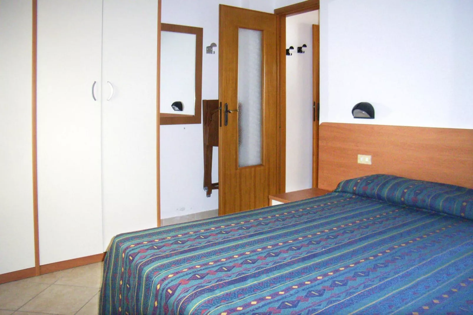 Residence Sant'Anna Pietra Ligure - TR1 - C8 CL Classic-Slaapkamer