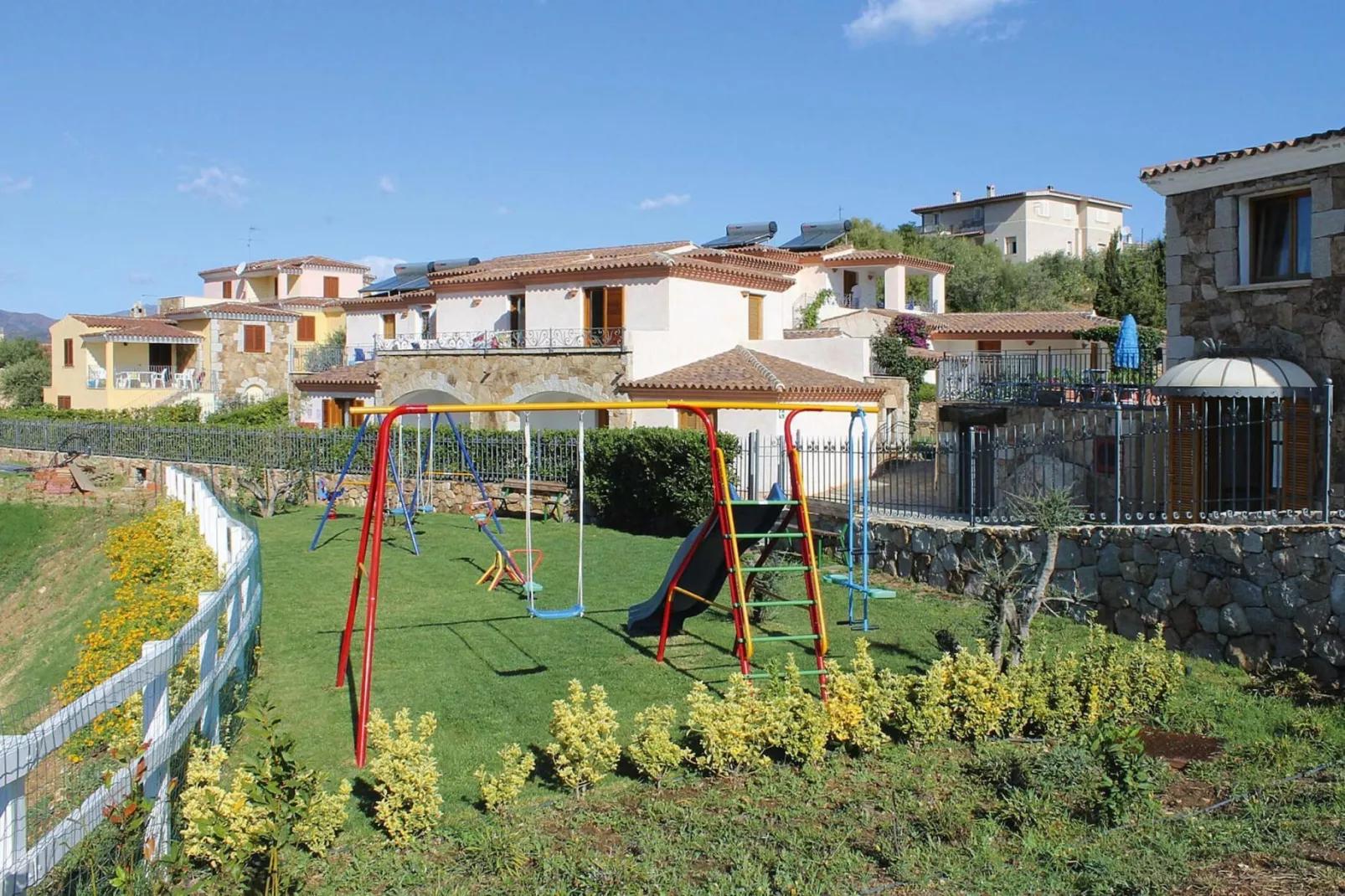 Residence Bouganvillage Tanaunella - Type Mono 2-Tuinen zomer
