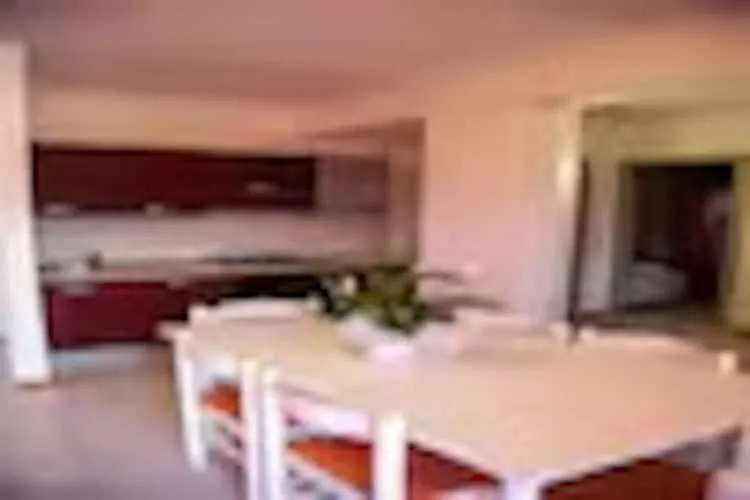 Residenza Alberghiera Italia in Luni - Trilocale R6/C6-Eetkamer