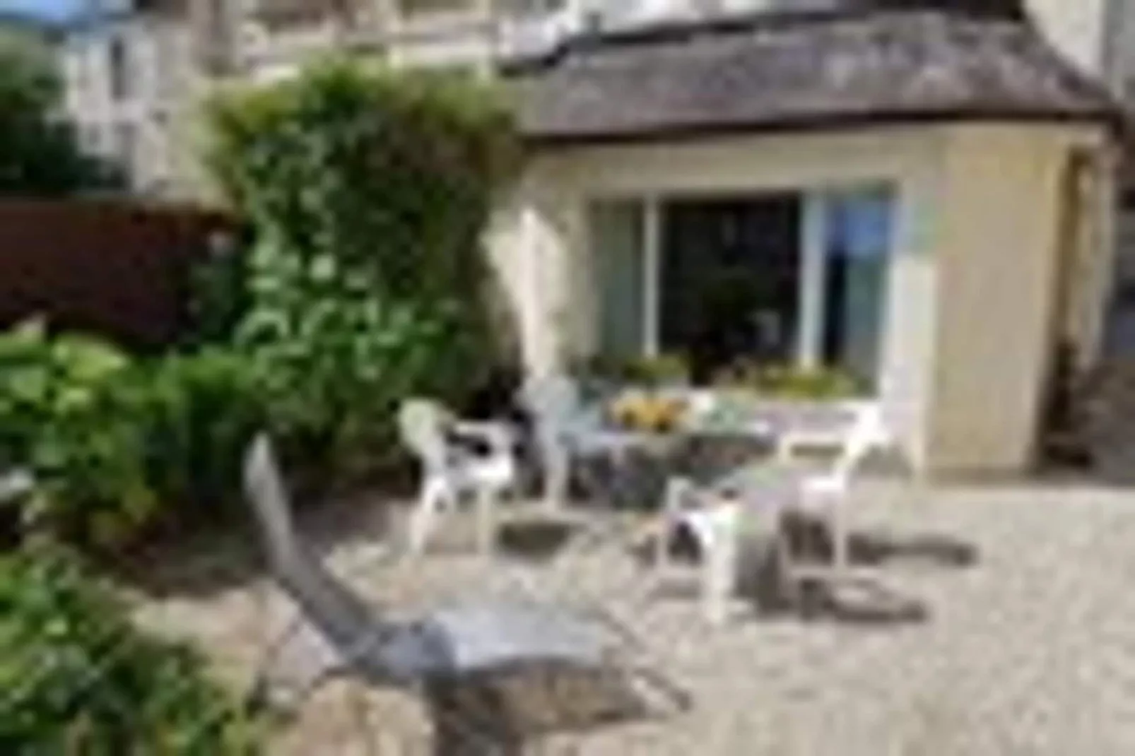 Holiday flat, Arromanches-les-Bains-SLOOP - app. au rez-de-chaussée-Tuinen zomer