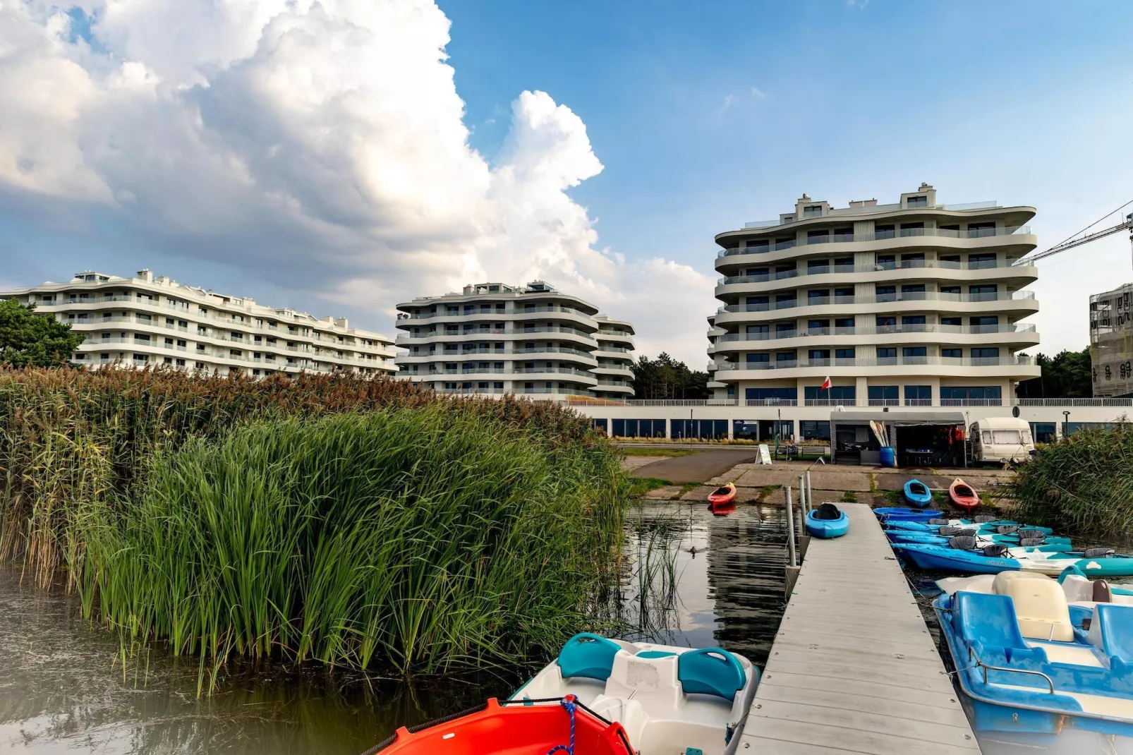 Rogowo Pearl apartament nr 4510-Buitenkant zomer