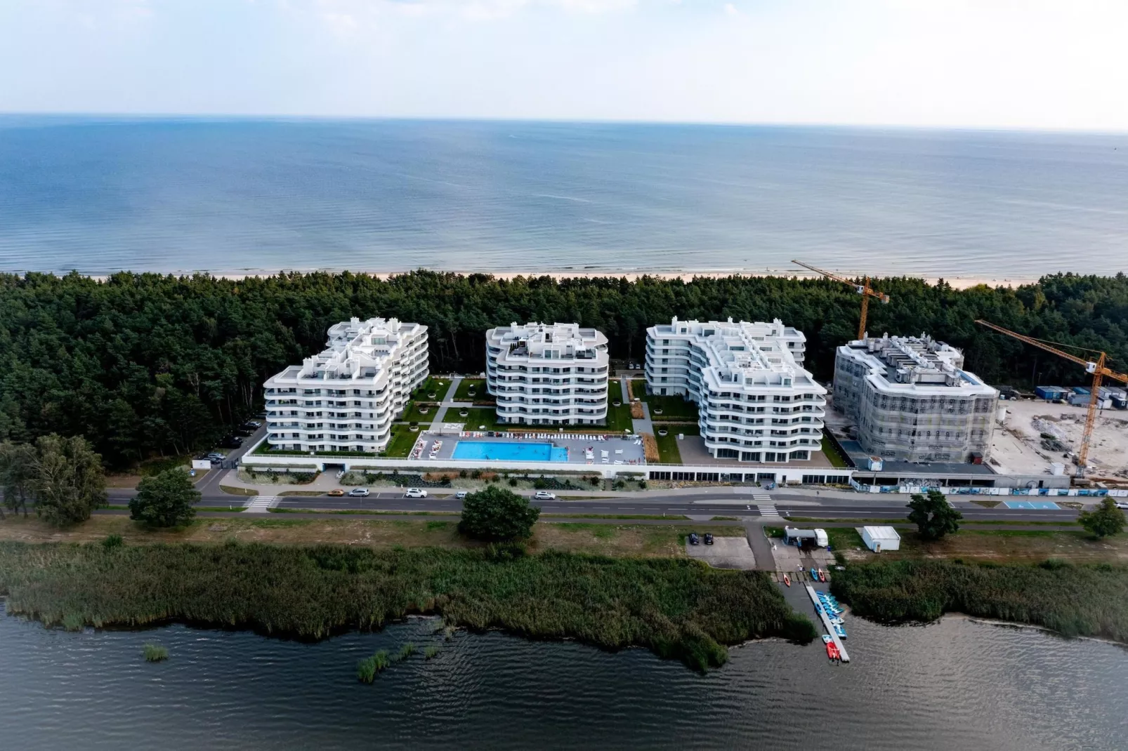 Rogowo Pearl apartament nr 4510-Buitenkant zomer