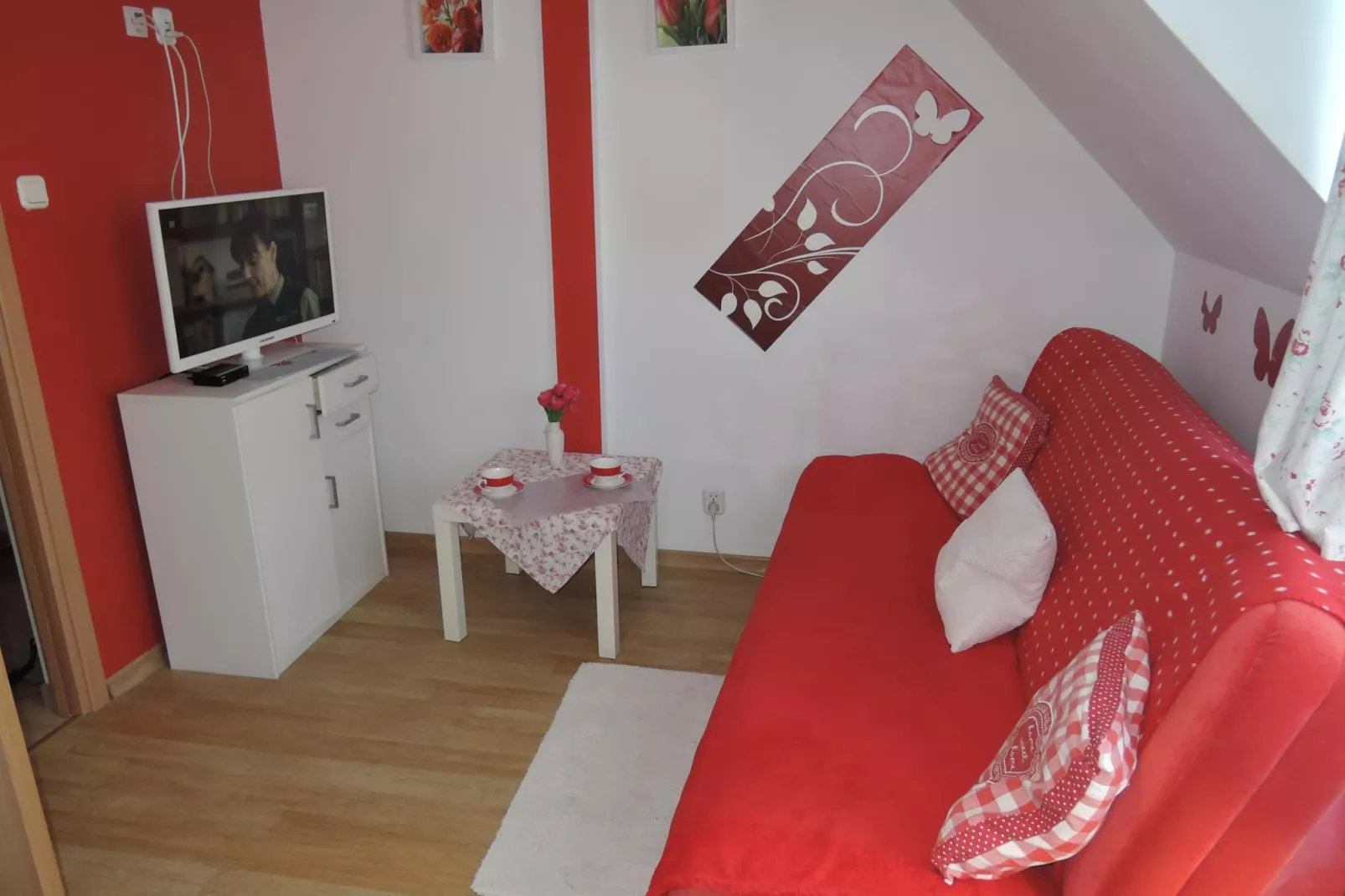 Dwójka czerwona II piętro-Woonkamer