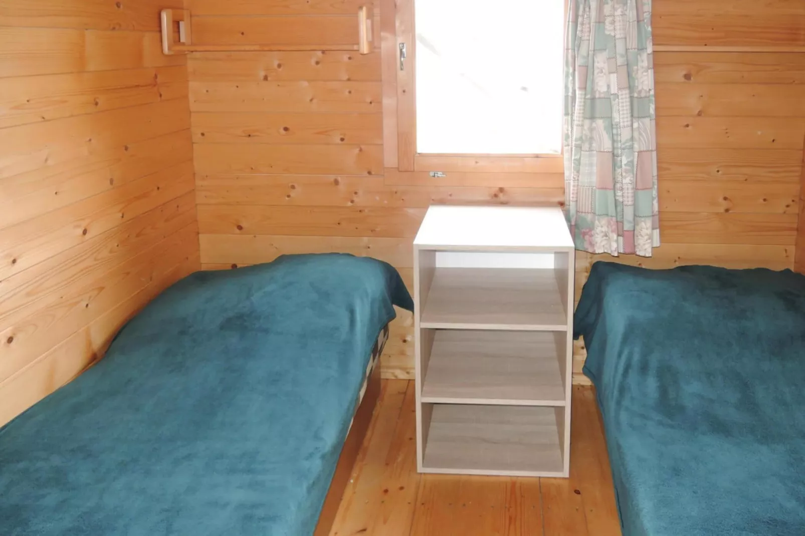 Bungalow Pod lipą Wrzosowo-Slaapkamer