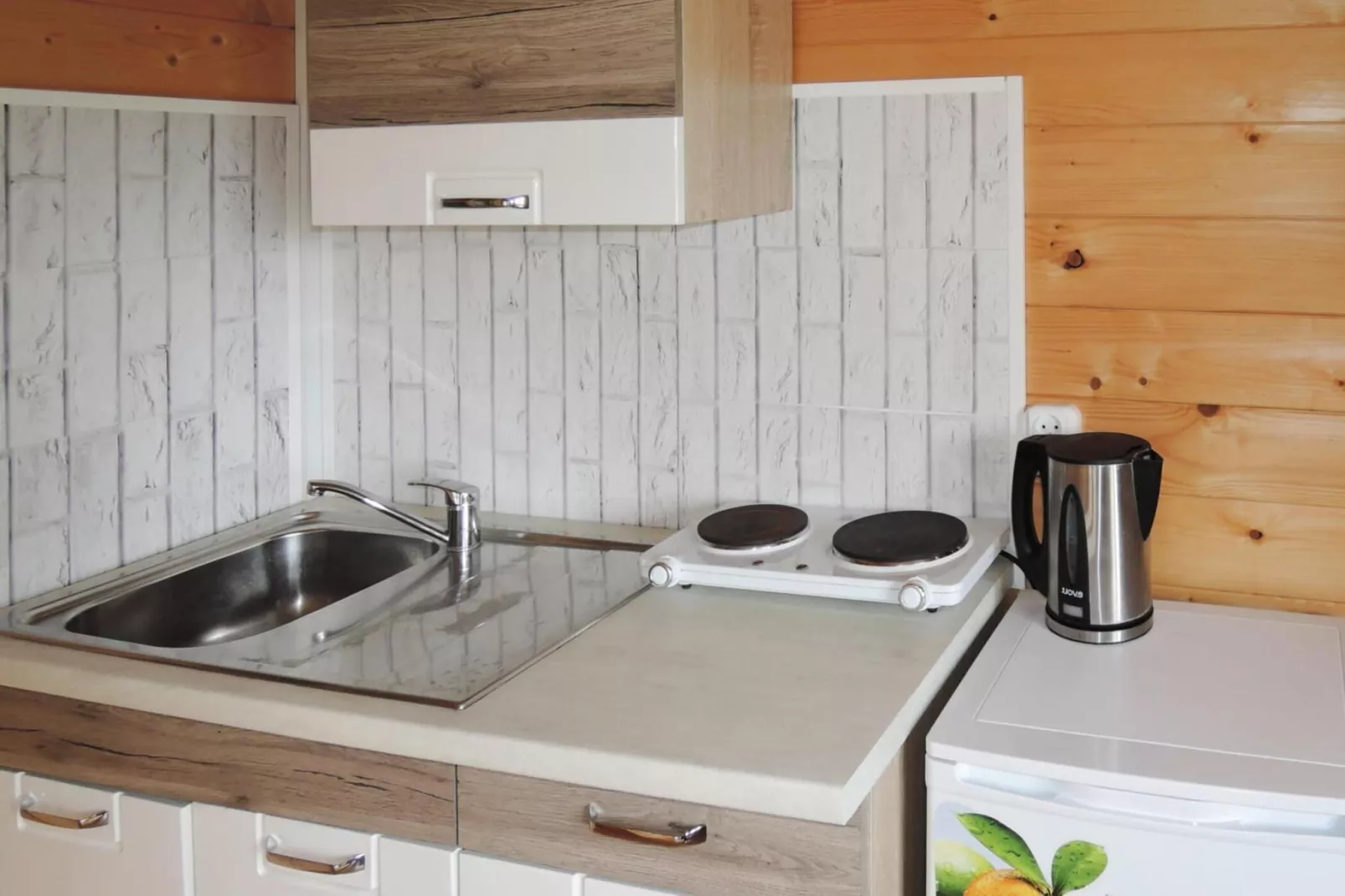 Bungalow Pod lipą Wrzosowo-Keuken