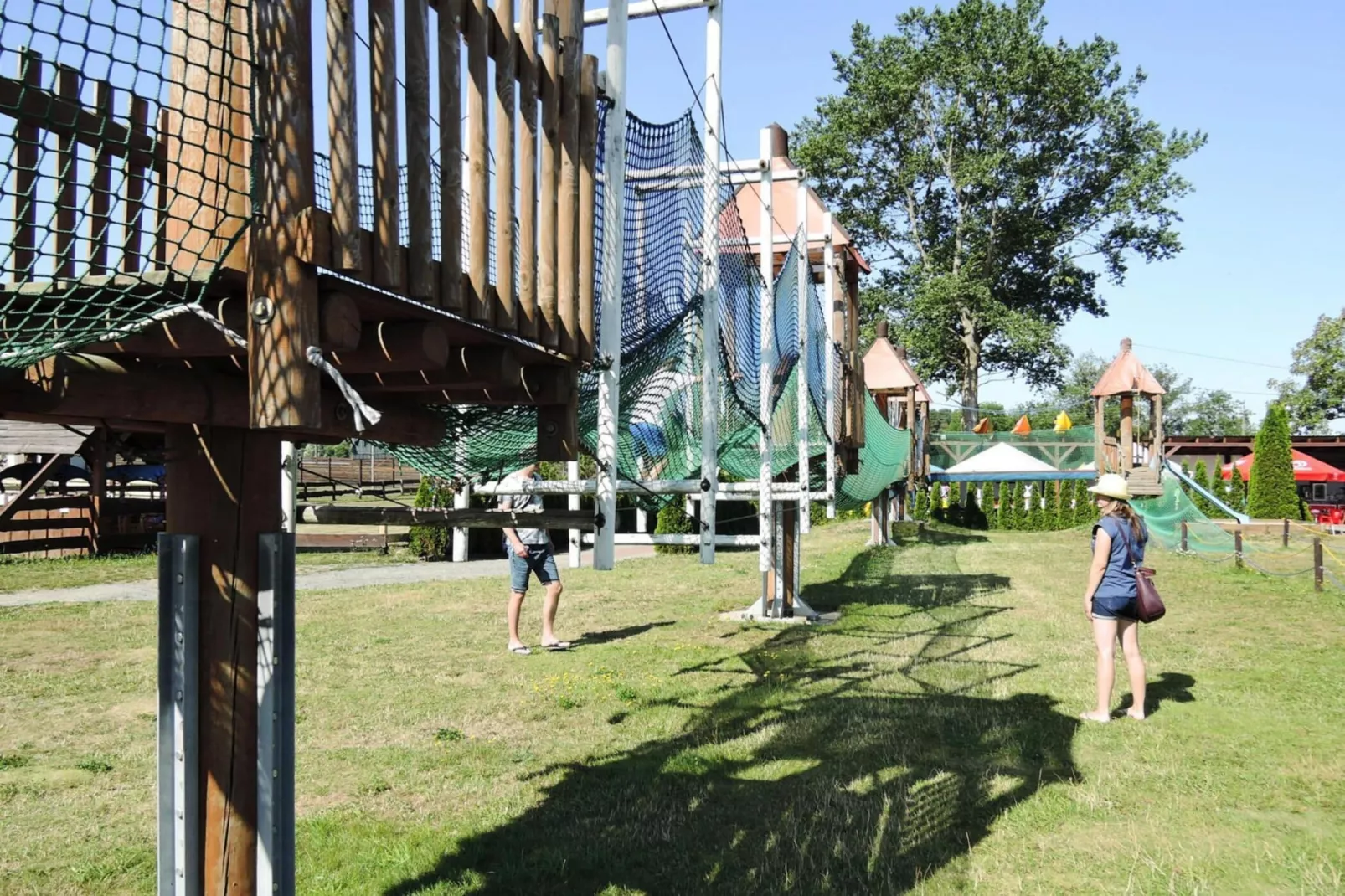 Bungalow Pod lipą Wrzosowo-Tuinen zomer