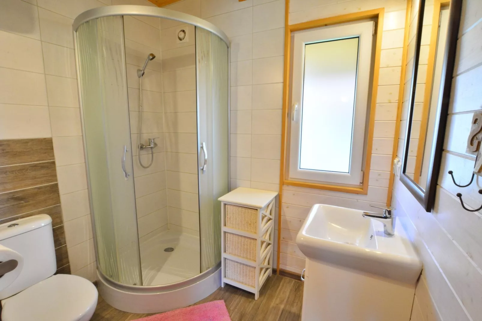 Domek piętrowy TYP C Ustronie Morskie-Badkamer