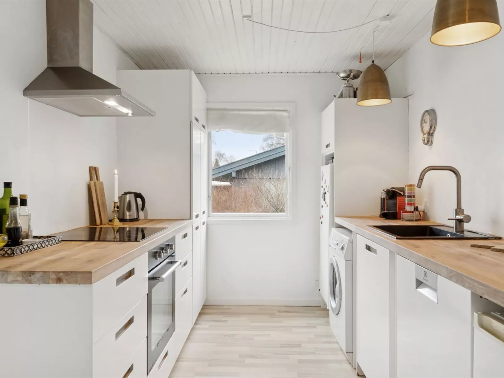 "Bruni" - 1.3km from the sea-Binnen