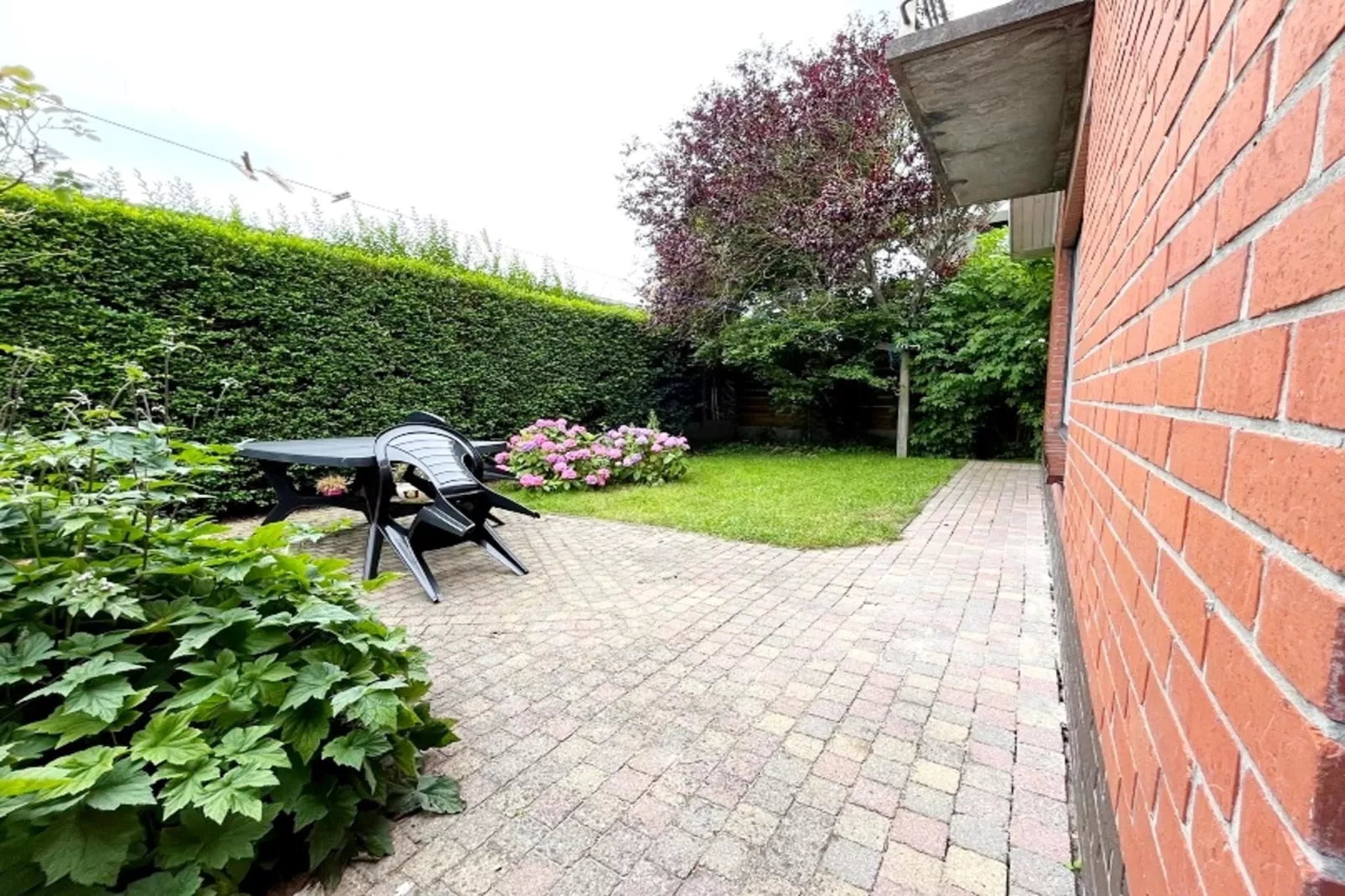 RINGLAAN 104 WONING-Tuinen zomer