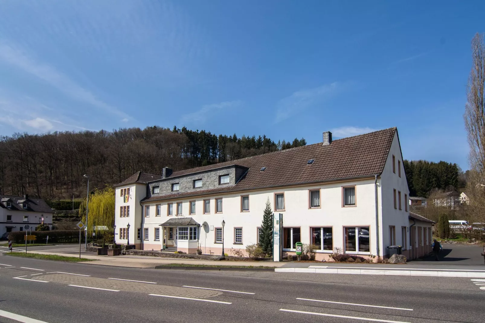 Groepshuis Eifel-Buitenkant zomer