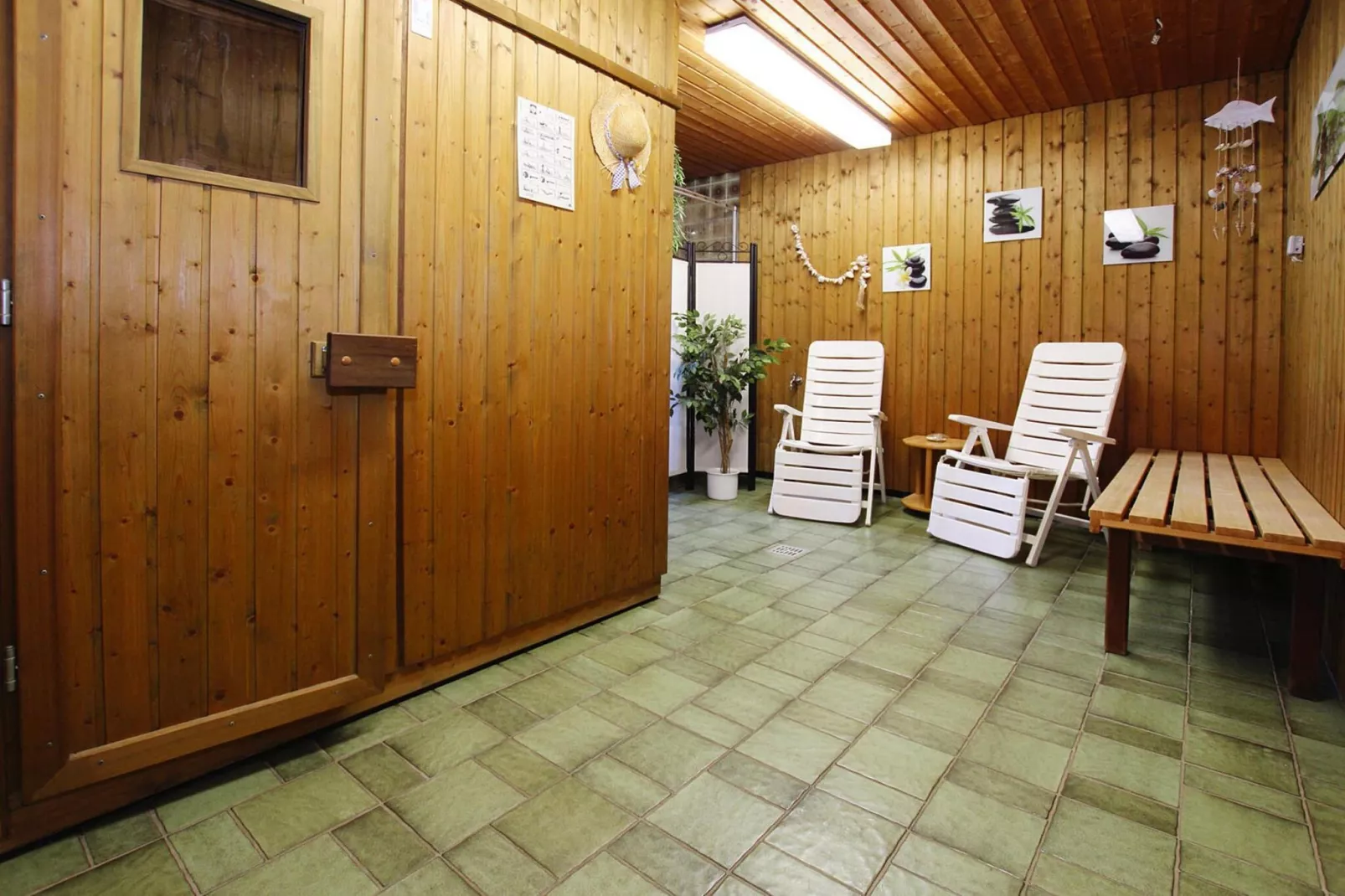 Jagdkopf 1 OG-Sauna