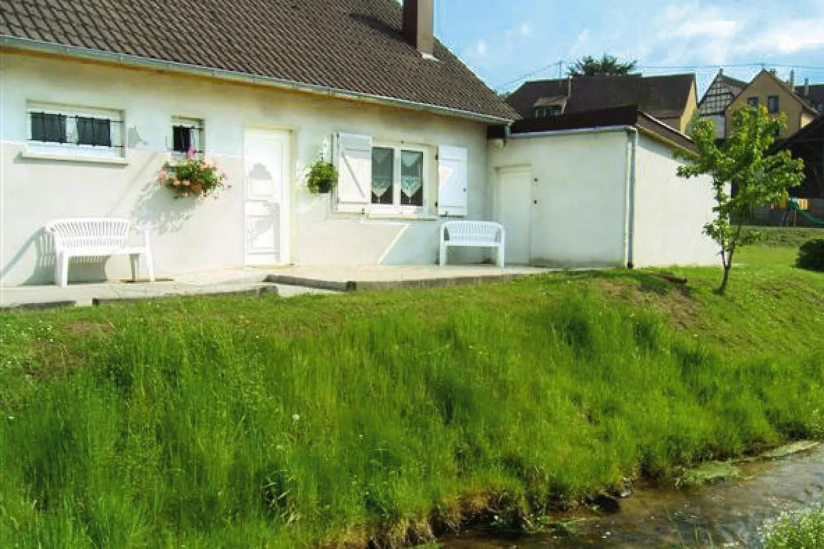 Holiday home Reipertswiller-Buitenkant zomer