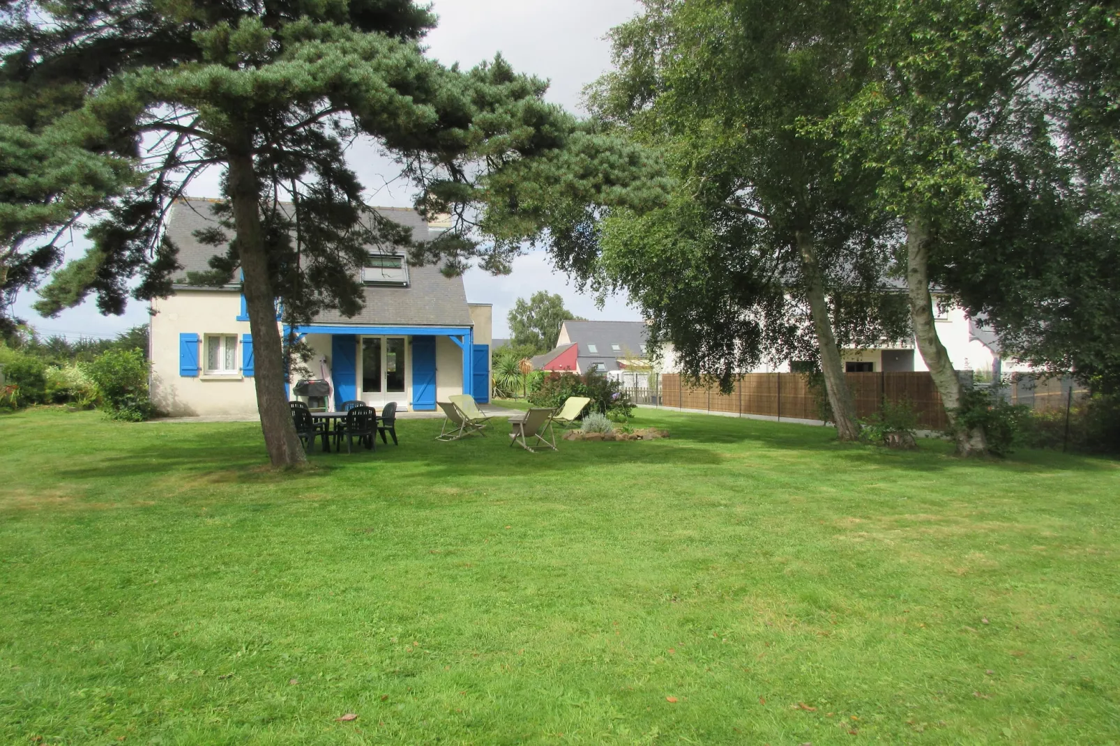 Maison de vacances avec jardin Pordic-Tuinen zomer