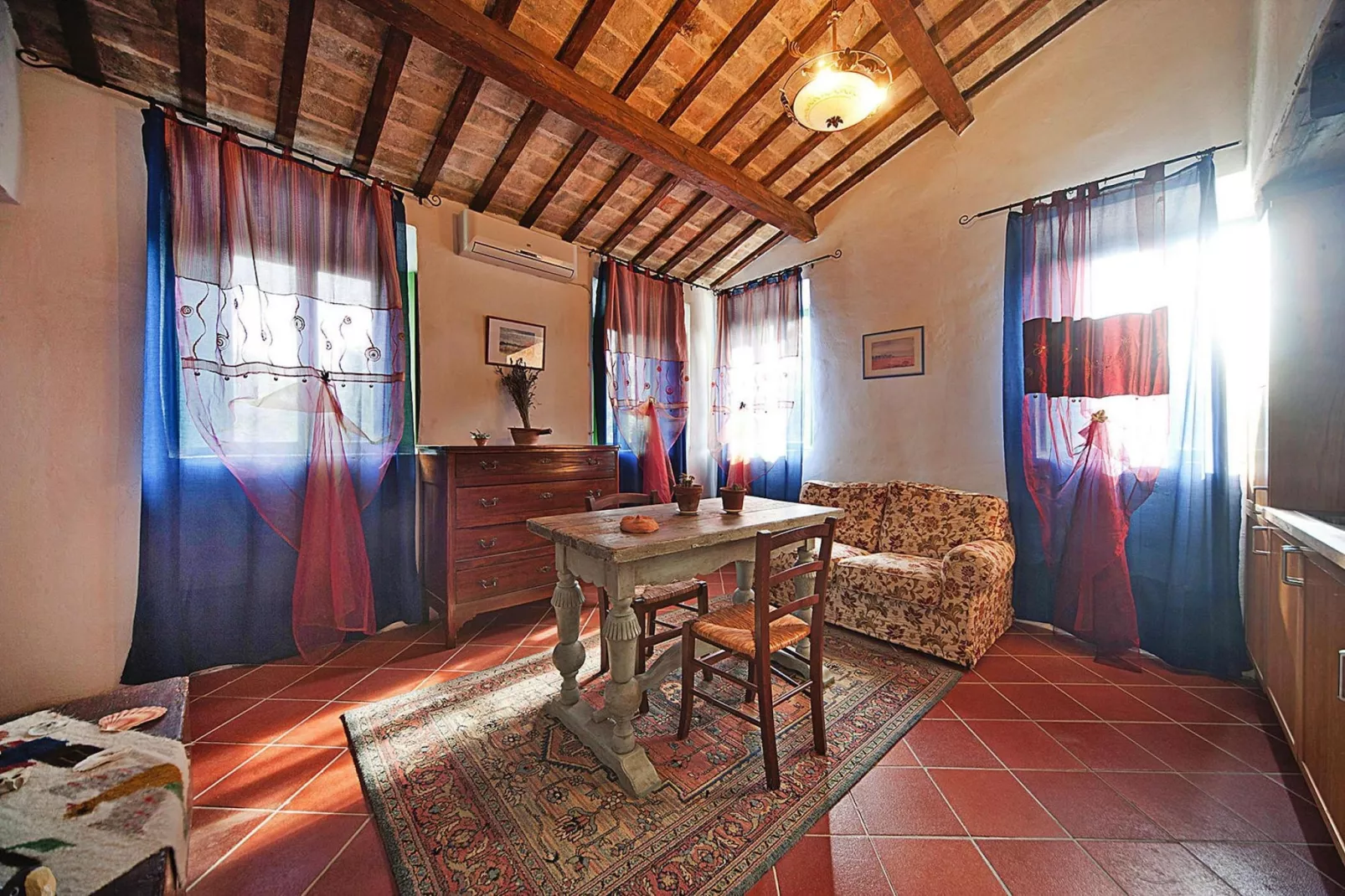 Holiday resort Casa Mare Vallugola die Gabicce, Vallugola-App. 2, Tipo 4-Woonkamer