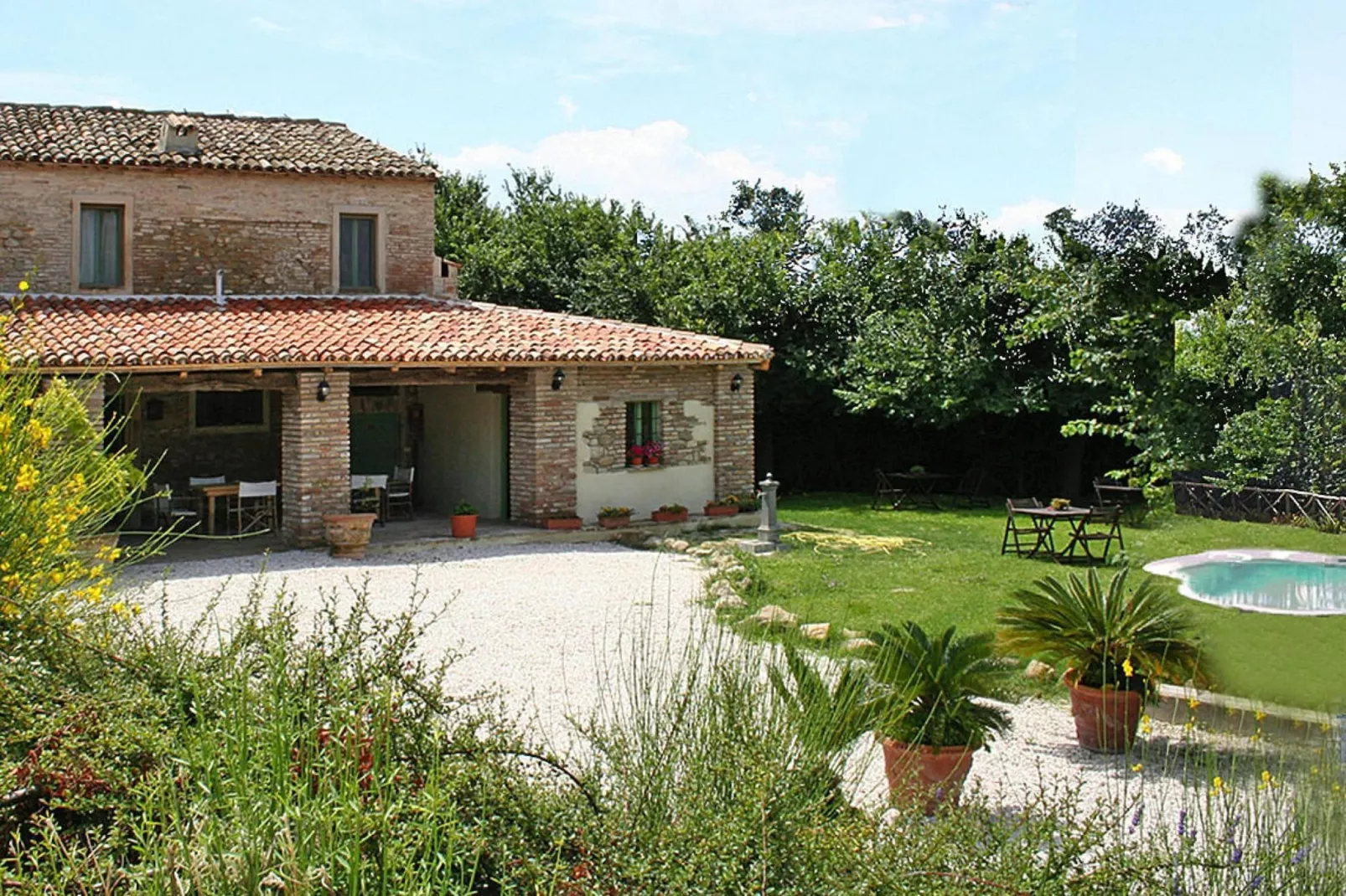 Holiday resort Casa Mare Vallugola die Gabicce, Vallugola-App. 2, Tipo 4-Buitenkant zomer