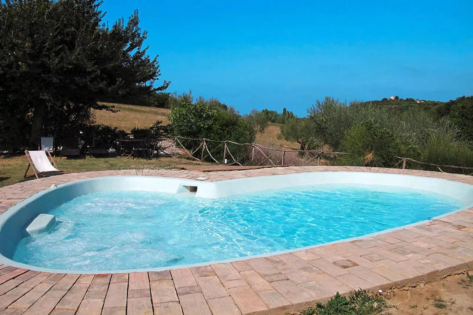 Holiday resort Casa Mare Vallugola die Gabicce, Vallugola-App. 2, Tipo 4-Zwembad