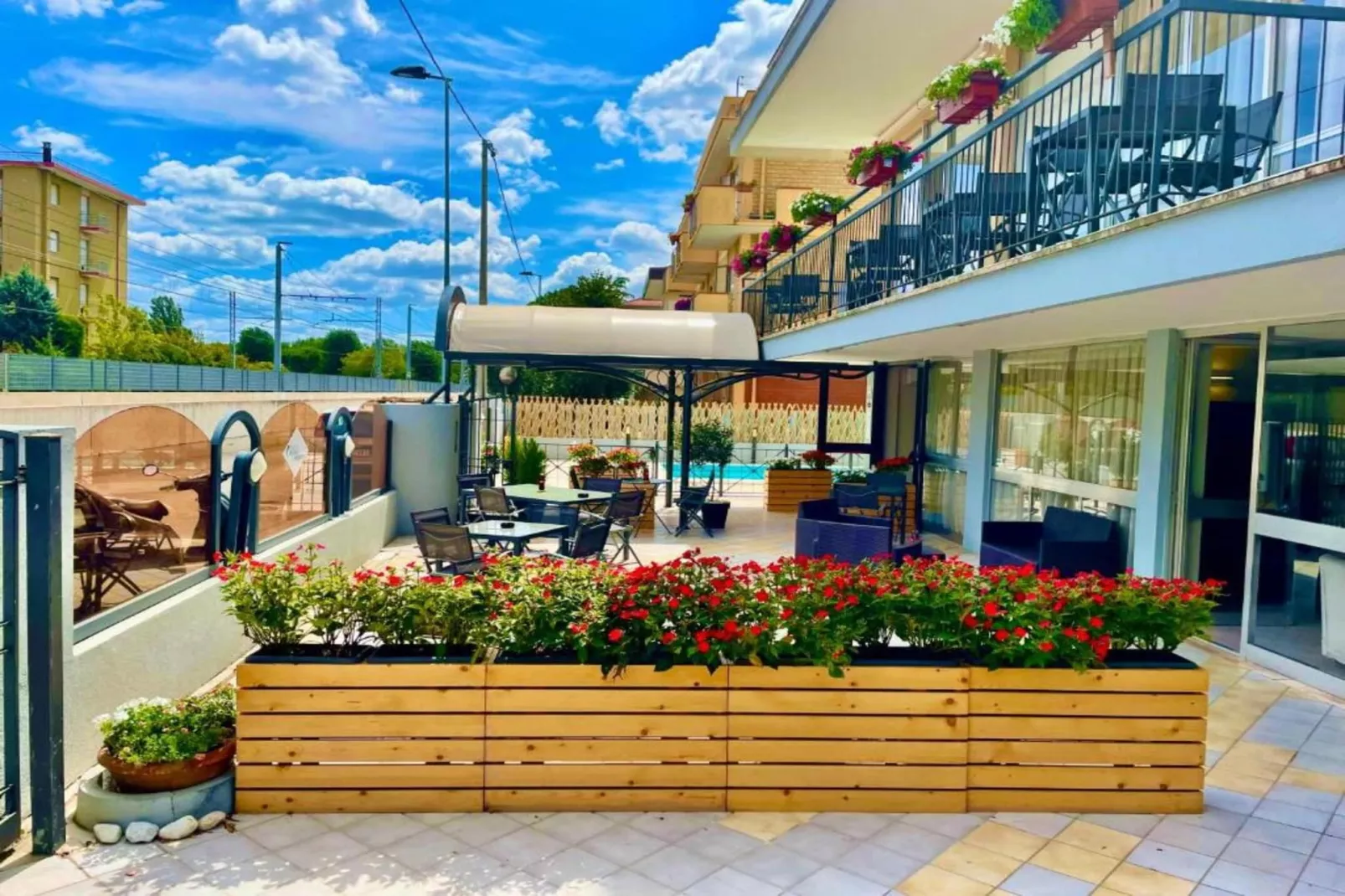 Agri-tourism Poggio al Sole Vinci Type Margherita-Margherita-Gebieden zomer 1km